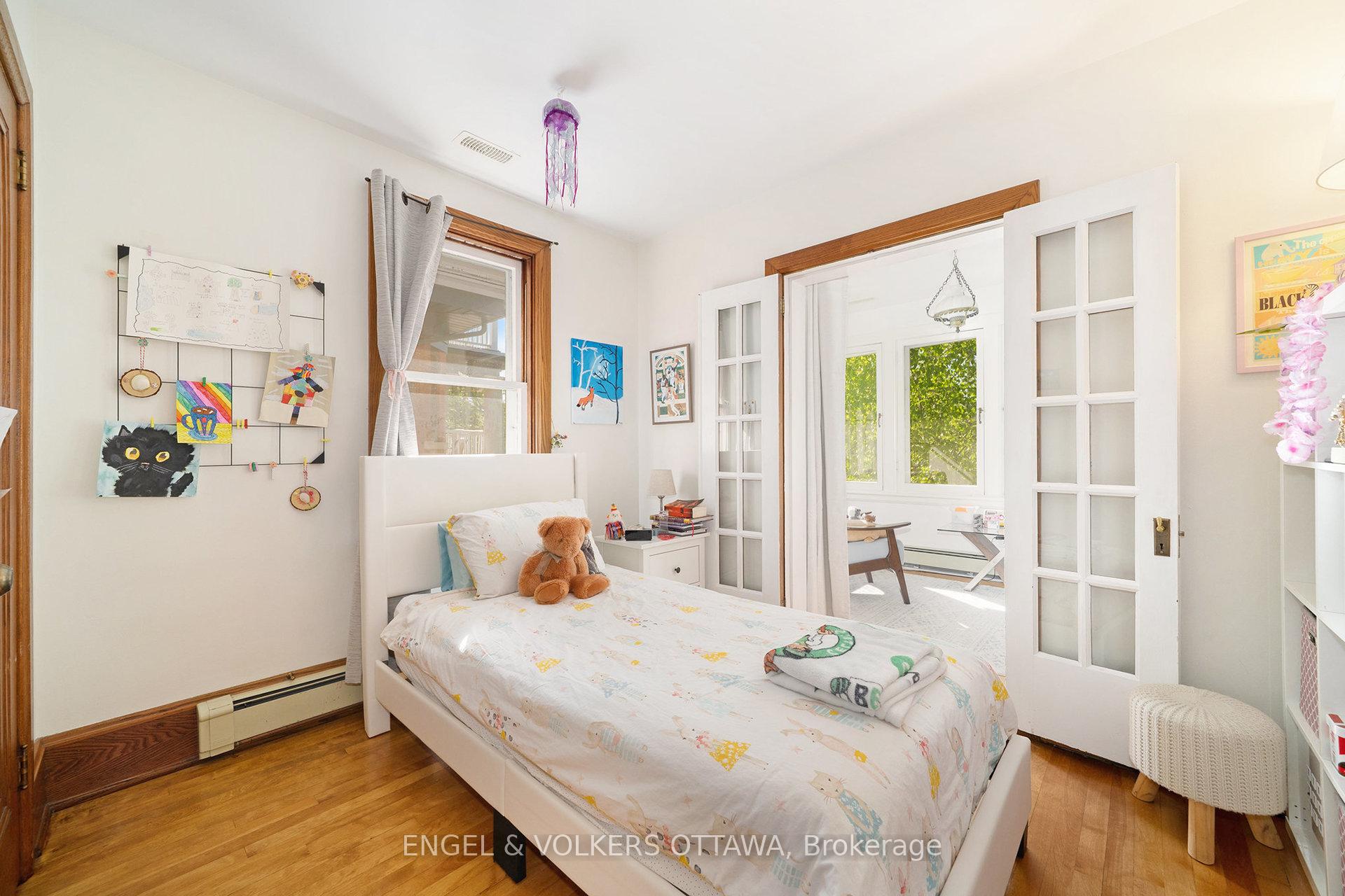Photo 20 of 17 Linden Terrace, Ottawa, Glebe — HOMEH