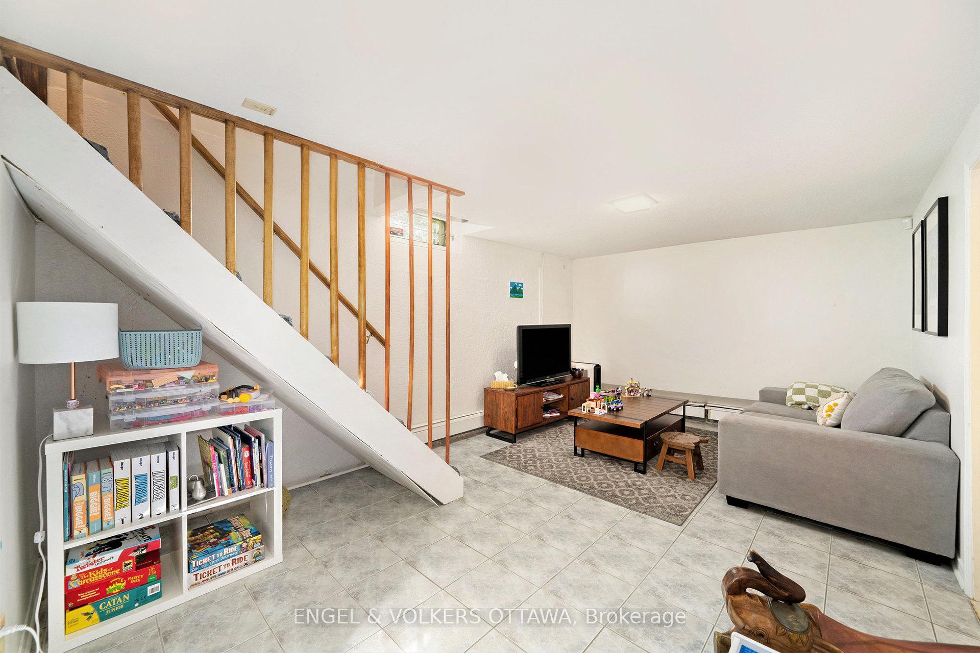 Photo 22 of 17 Linden Terrace, Ottawa, Glebe — HOMEH