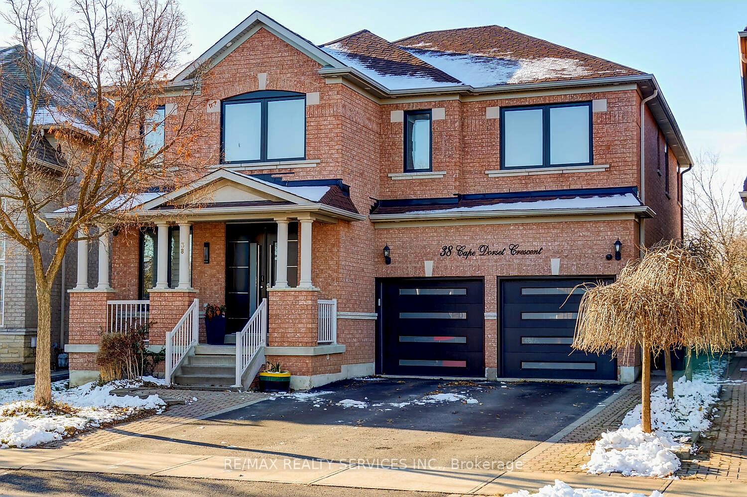 Front of 38 Cape Dorset Crescent