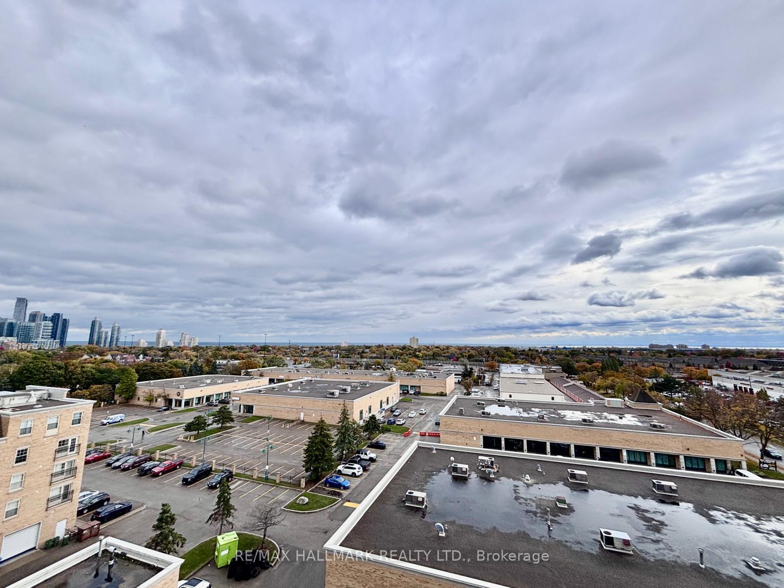 Photo 11 of Unit 809, 801 The Queensway, Etobicoke, Stonegate-Queensway — HOMEH