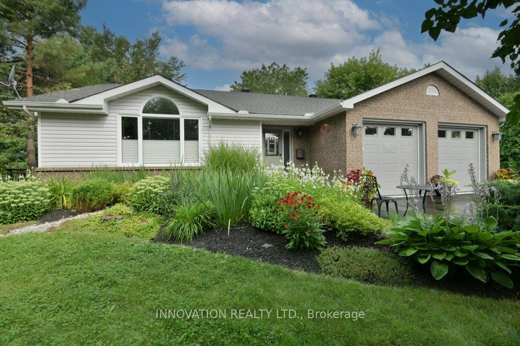 Photo 1 of 107 Cavanagh Drive, Ottawa, Carp — HOMEH