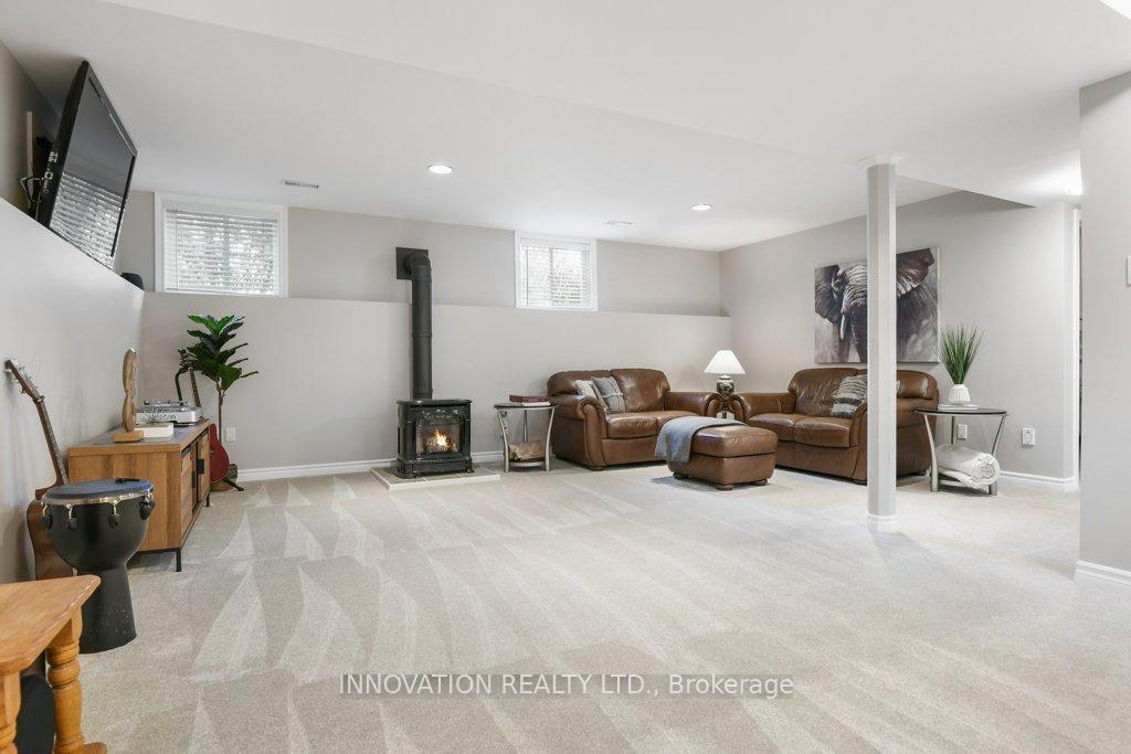 Photo 29 of 107 Cavanagh Drive, Ottawa, Carp — HOMEH