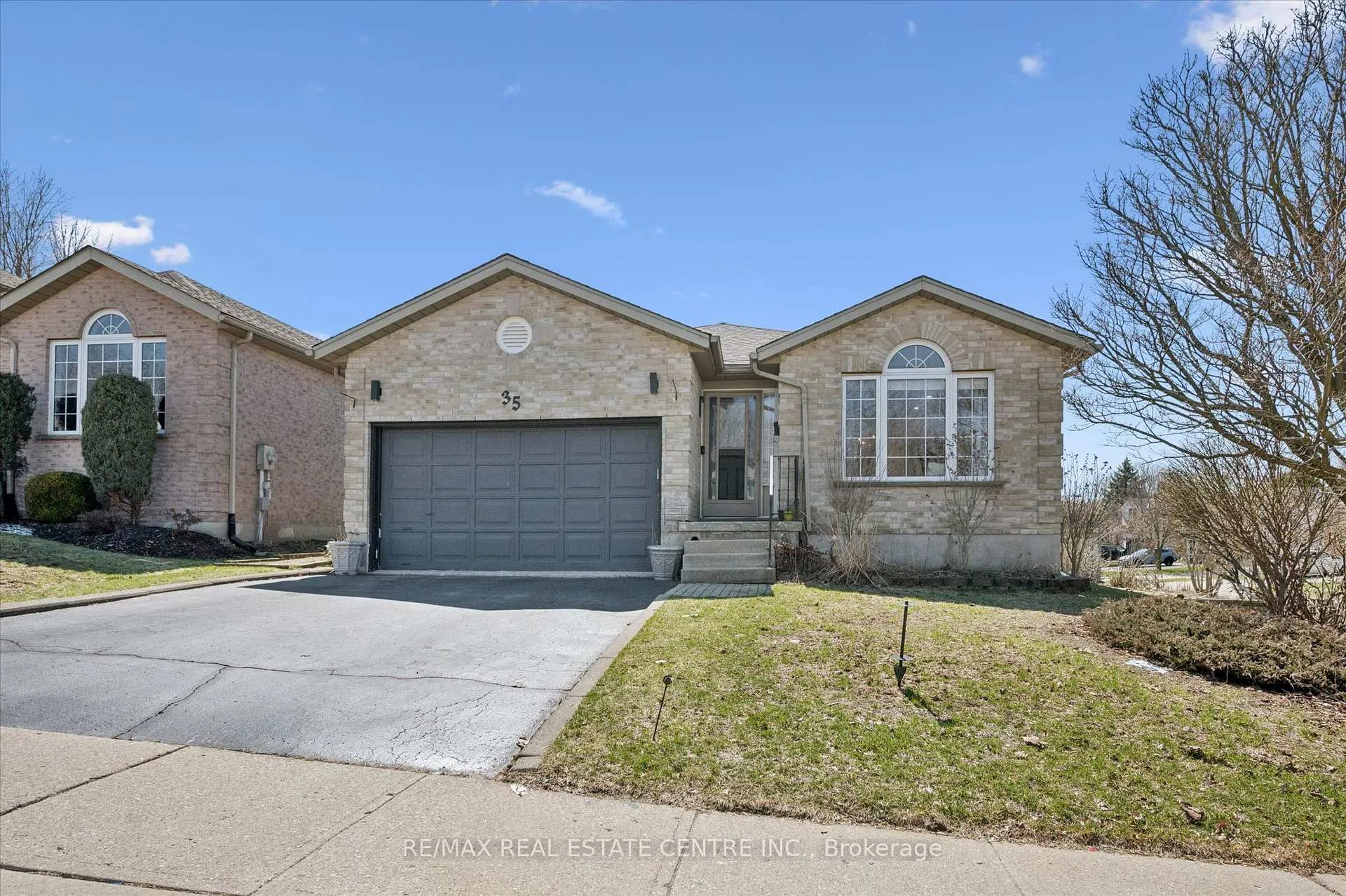 Photo 4 of 35 Melran Drive, Cambridge — HOMEH