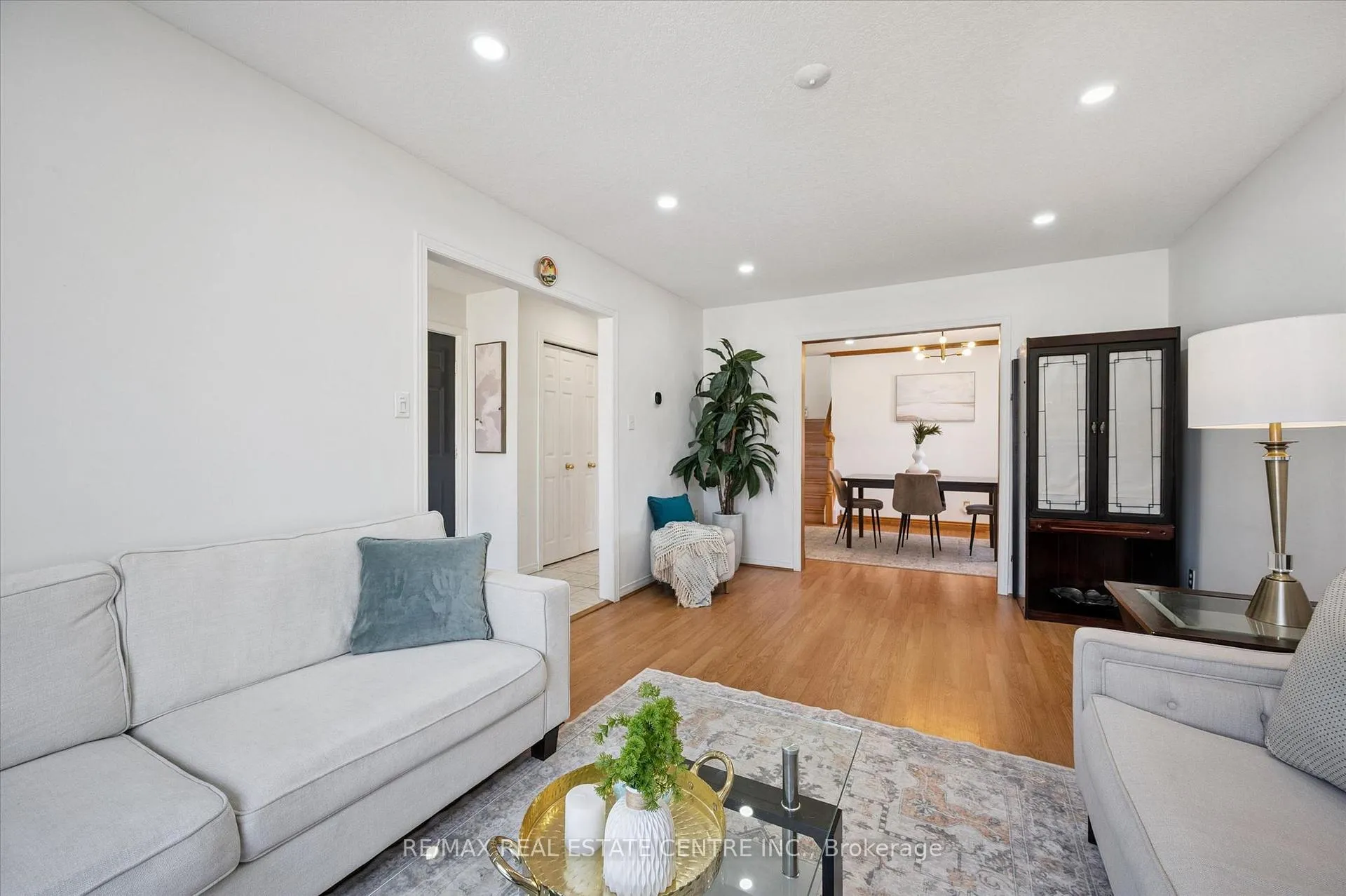 Photo 9 of 35 Melran Drive, Cambridge — HOMEH