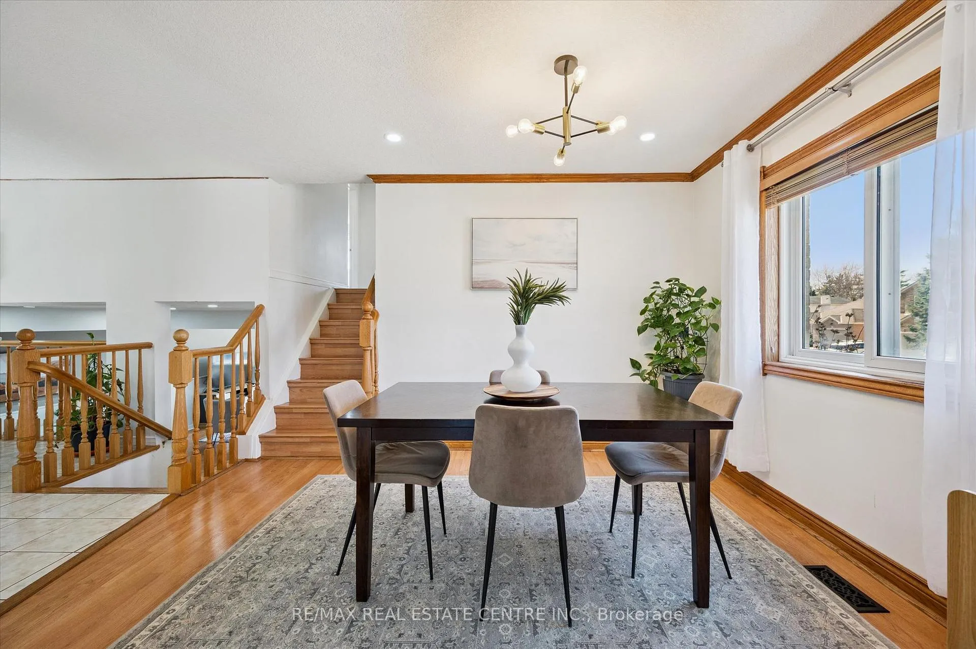 Photo 10 of 35 Melran Drive, Cambridge — HOMEH