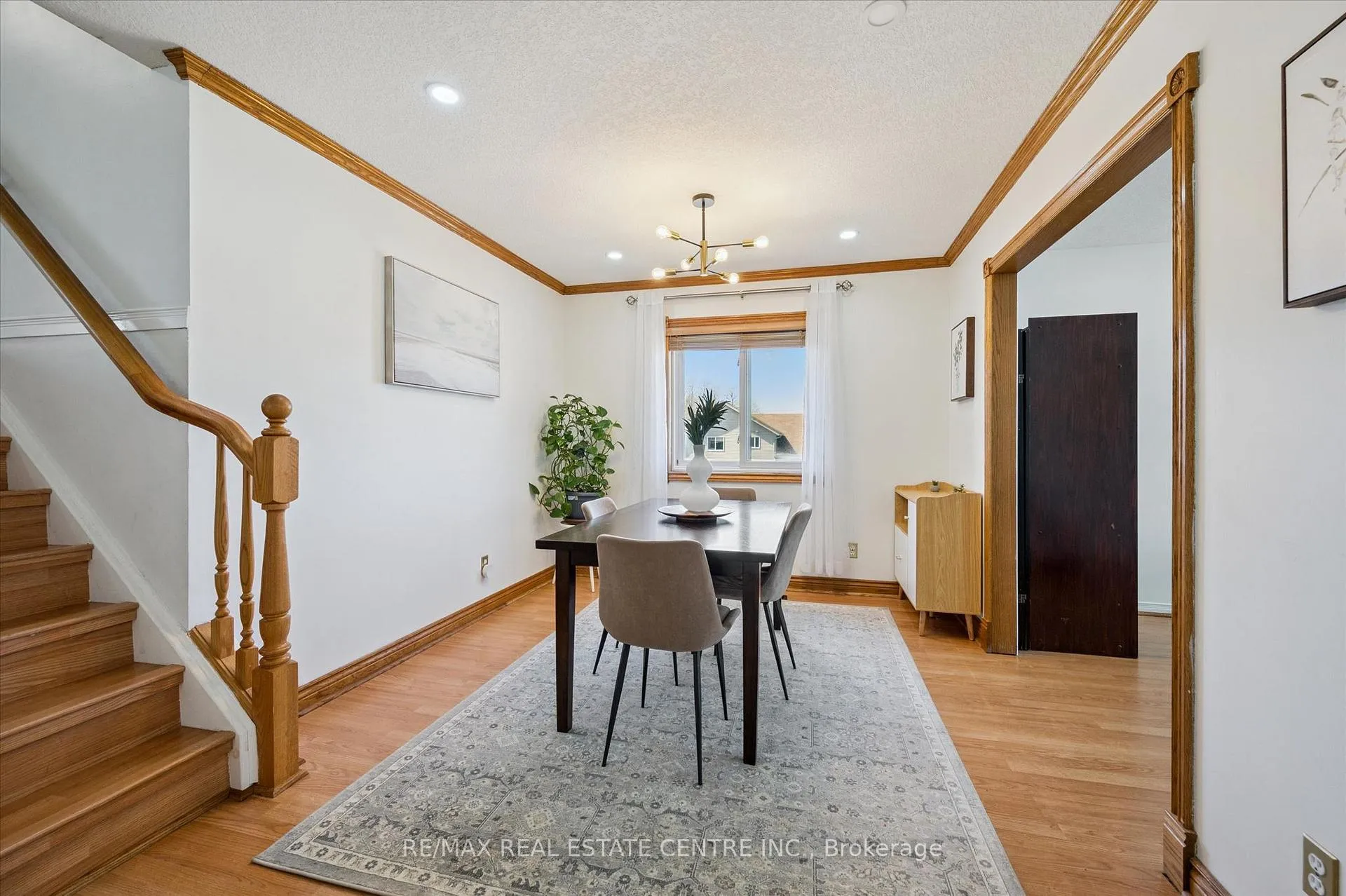 Photo 11 of 35 Melran Drive, Cambridge — HOMEH