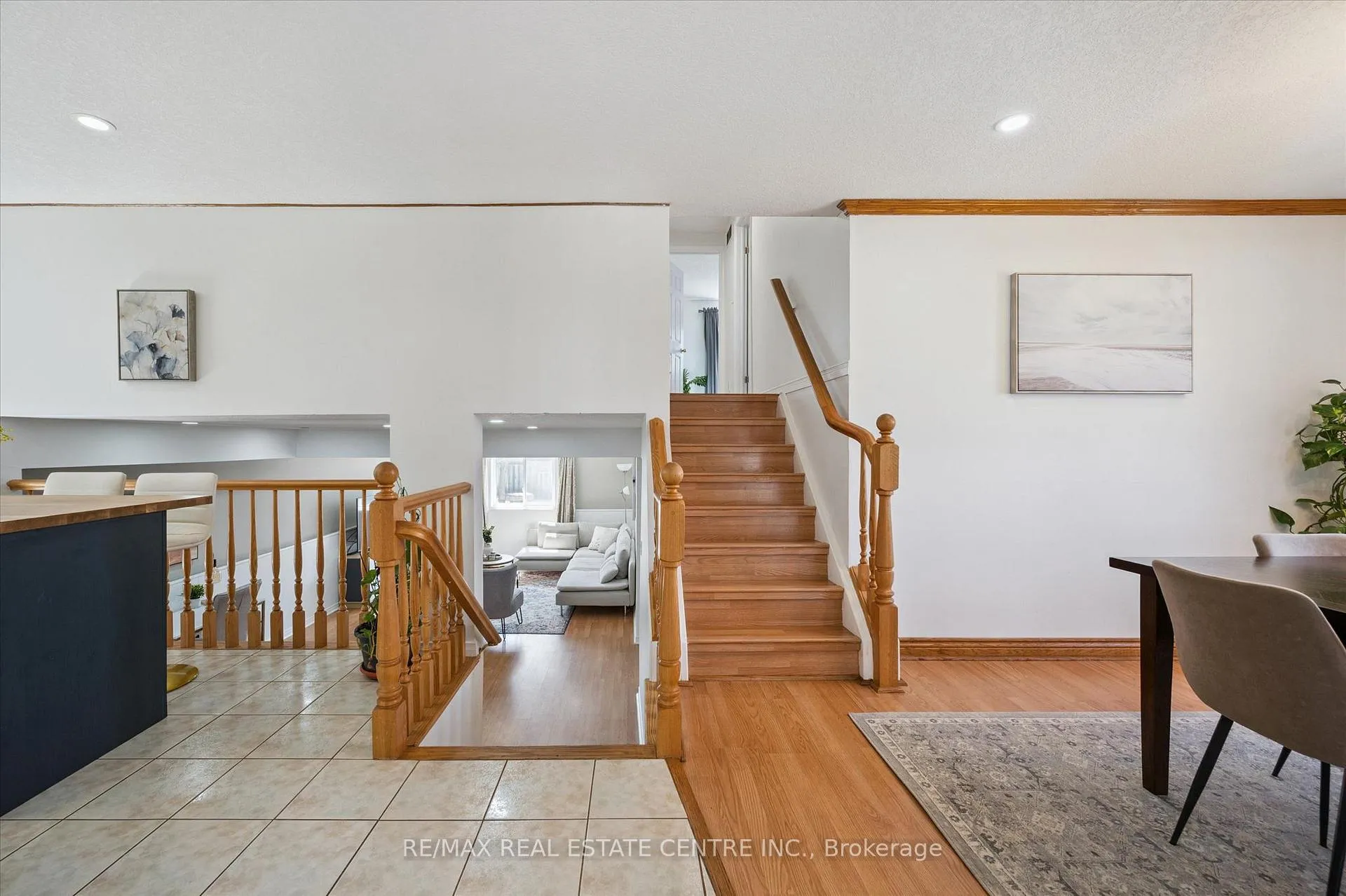 Photo 16 of 35 Melran Drive, Cambridge — HOMEH