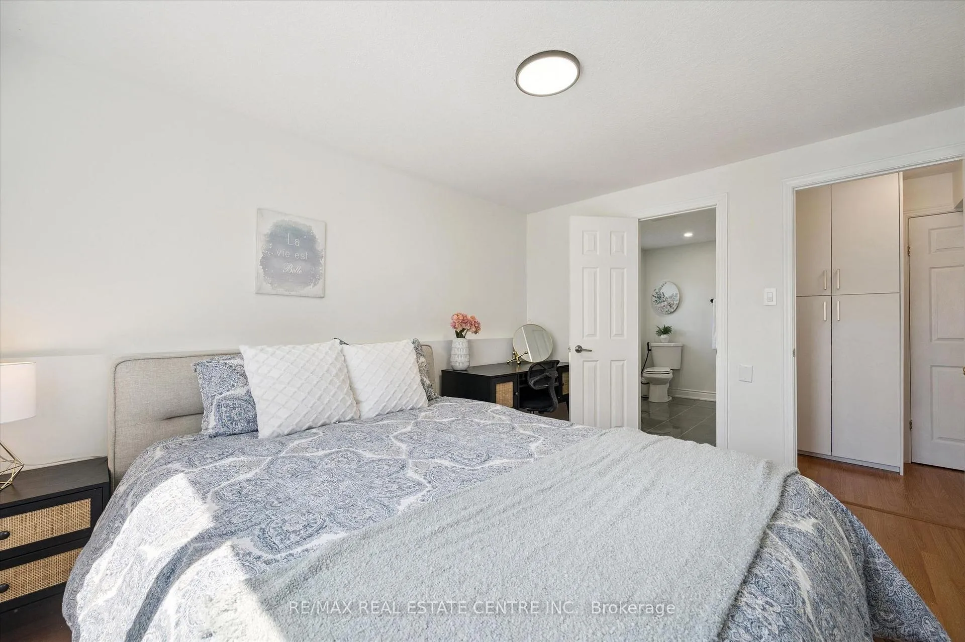 Photo 30 of 35 Melran Drive, Cambridge — HOMEH