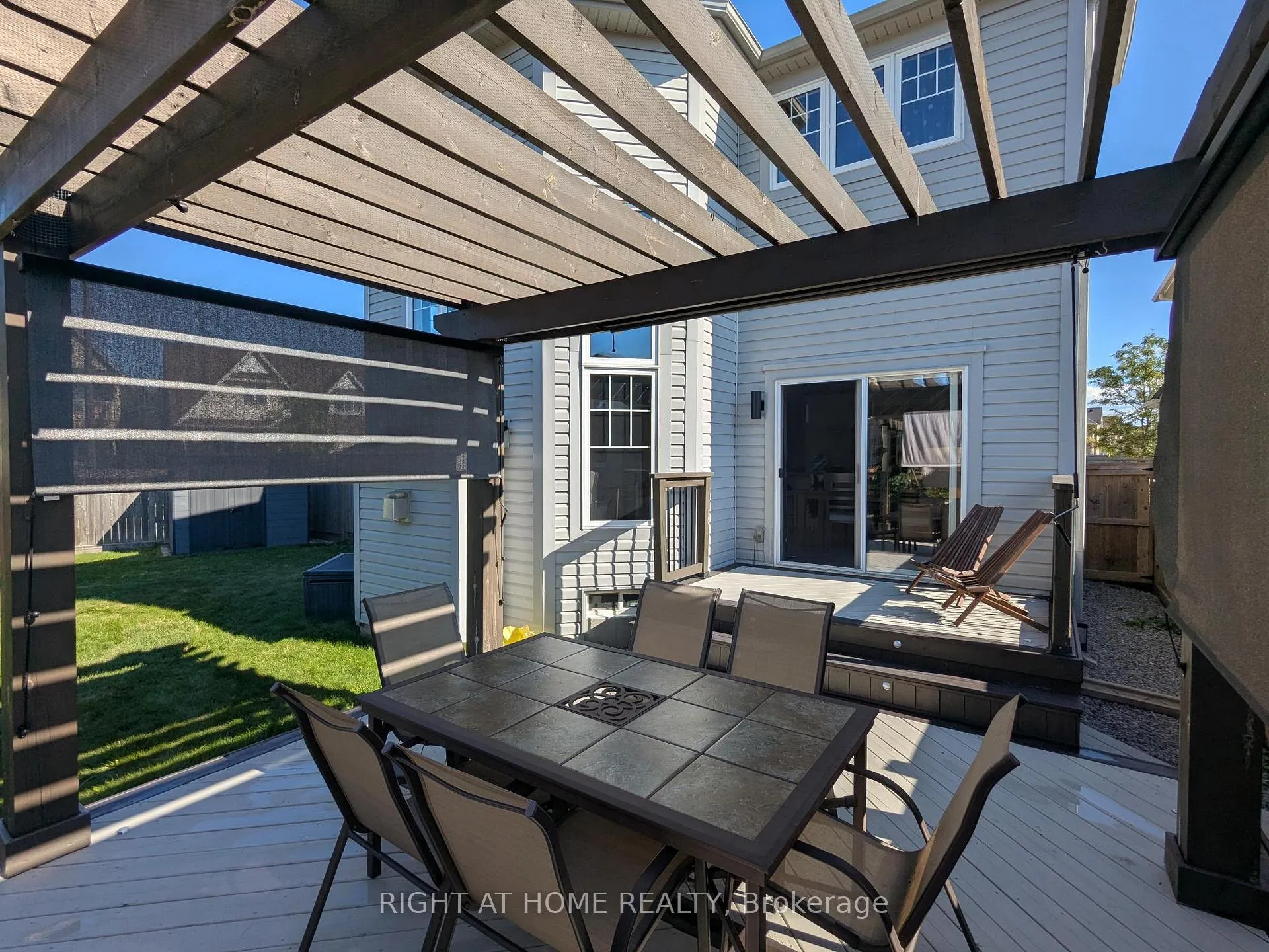 Photo 39 of 28 Timberbank Square, Georgina, Sutton & Jackson's Point — HOMEH
