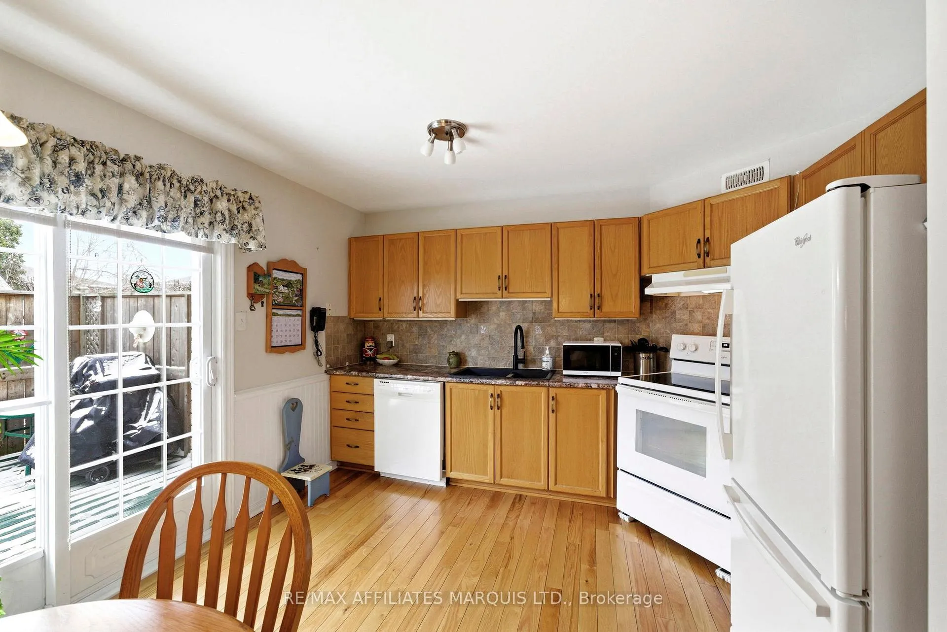 Photo 8 of 3115 Northdale Drive, Cornwall — HOMEH