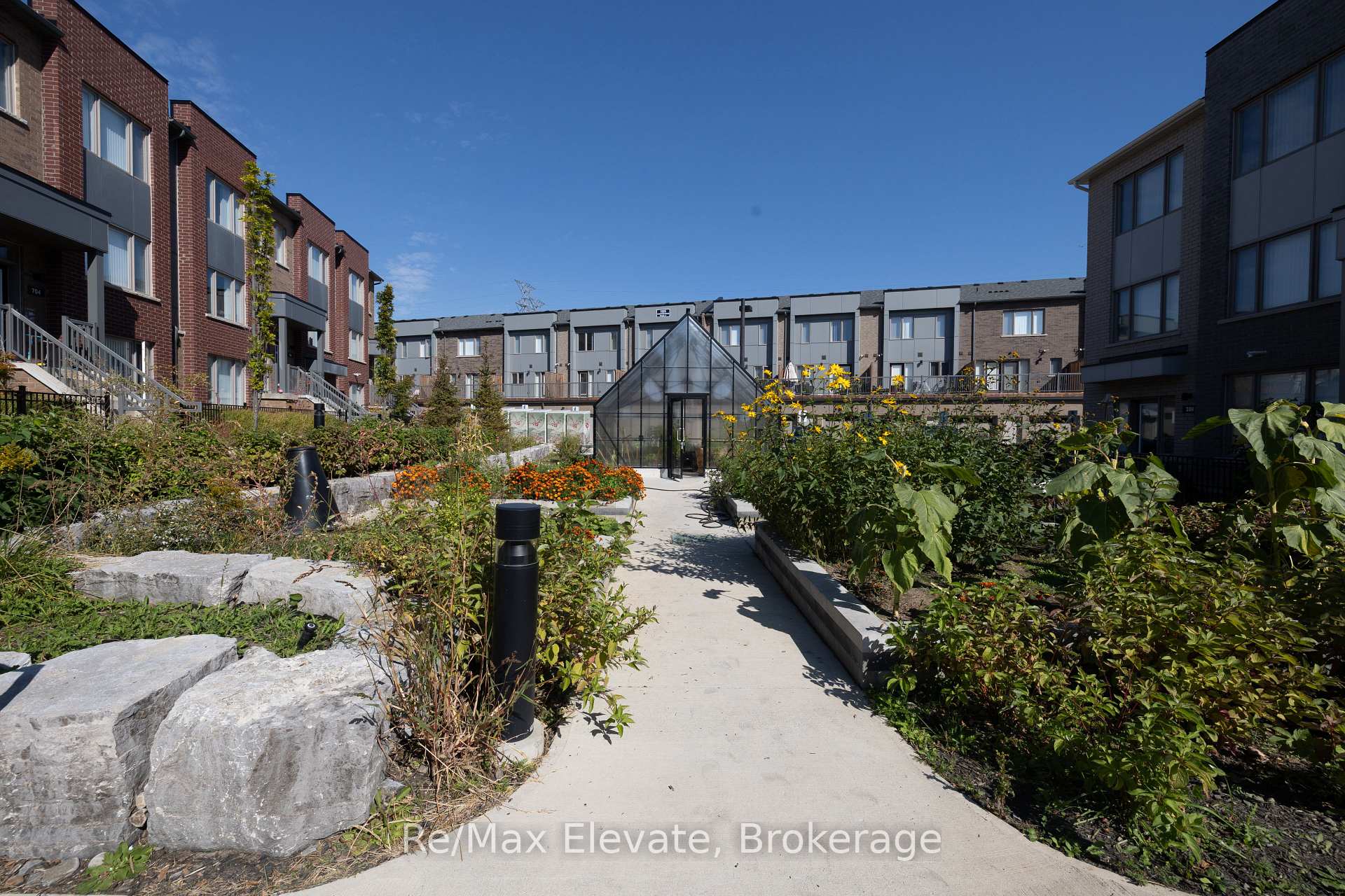 Photo 3 of Unit 510, 1525 Kingston Road, Pickering, Town Centre — HOMEH