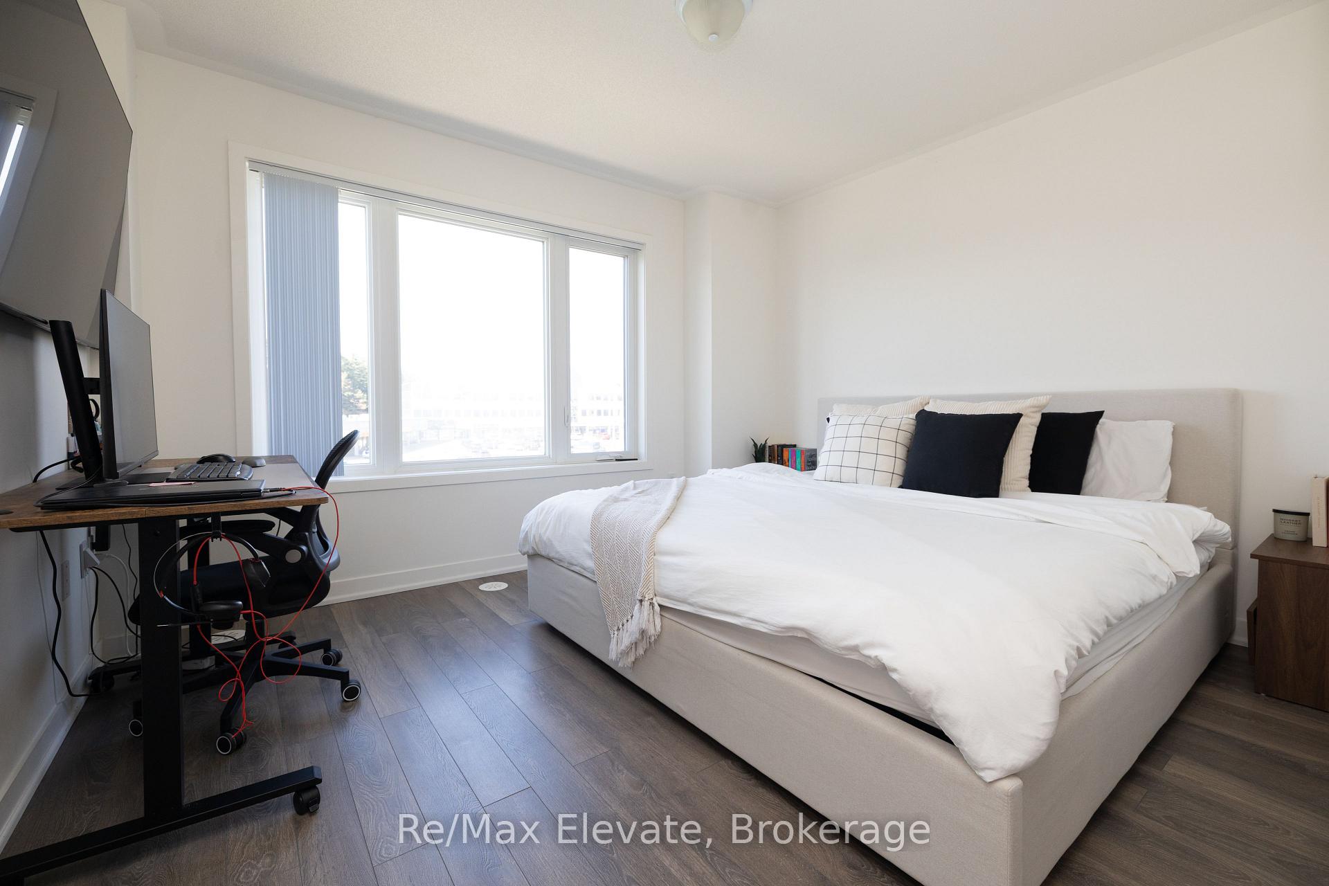 Photo 8 of Unit 510, 1525 Kingston Road, Pickering, Town Centre — HOMEH