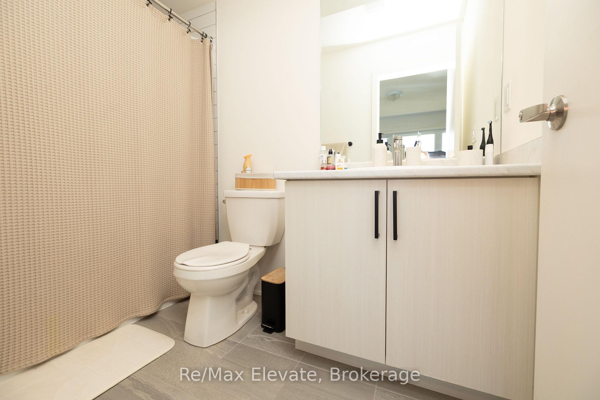 Photo 10 of Unit 510, 1525 Kingston Road, Pickering, Town Centre — HOMEH