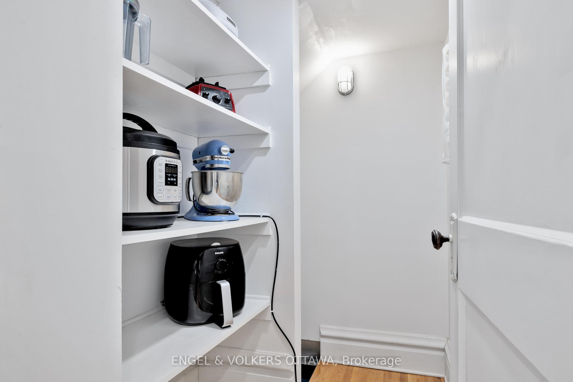 Photo 15 of 407 Third Avenue, Ottawa, Glebe — HOMEH