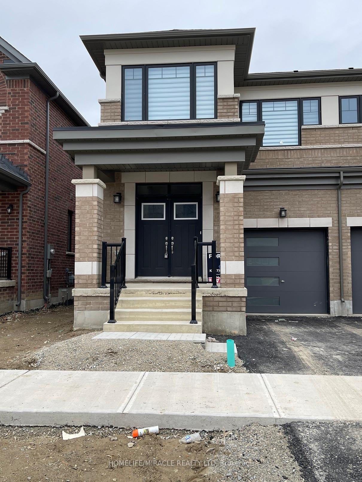 Front of Unit BSMT, 54 Spinland Street