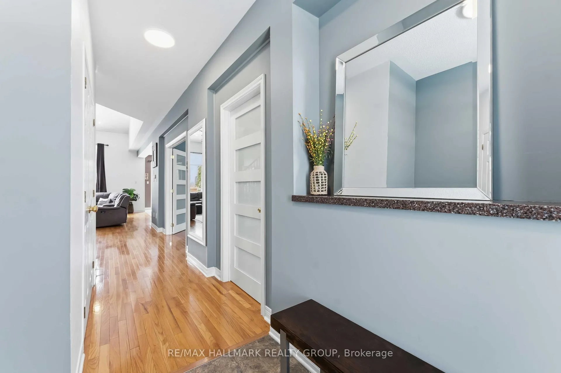 Photo 5 of 4569 Sugar Maple Drive, Ottawa, Riverside South/Gloucester Glen — HOMEH