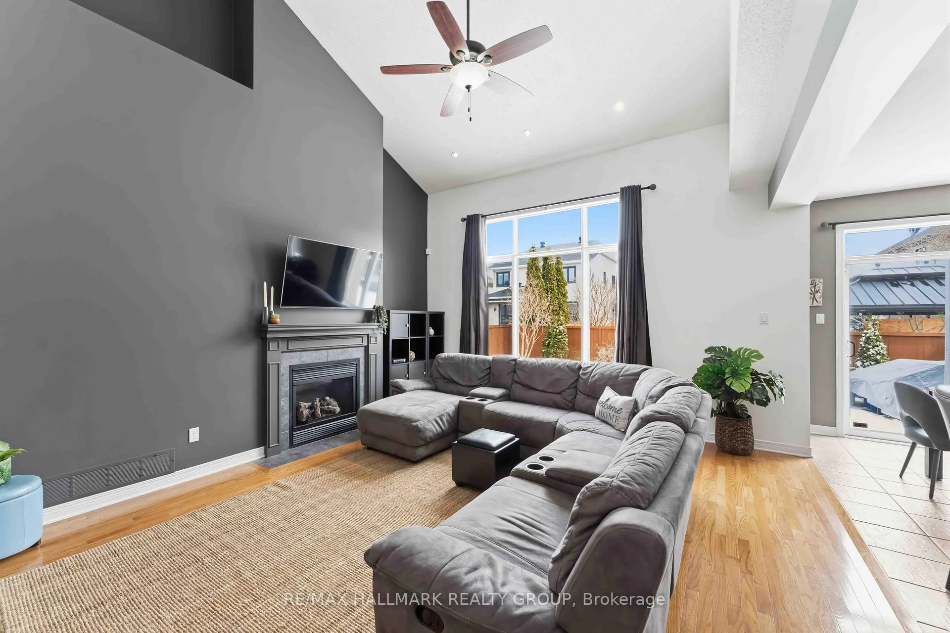 Photo 13 of 4569 Sugar Maple Drive, Ottawa, Riverside South/Gloucester Glen — HOMEH