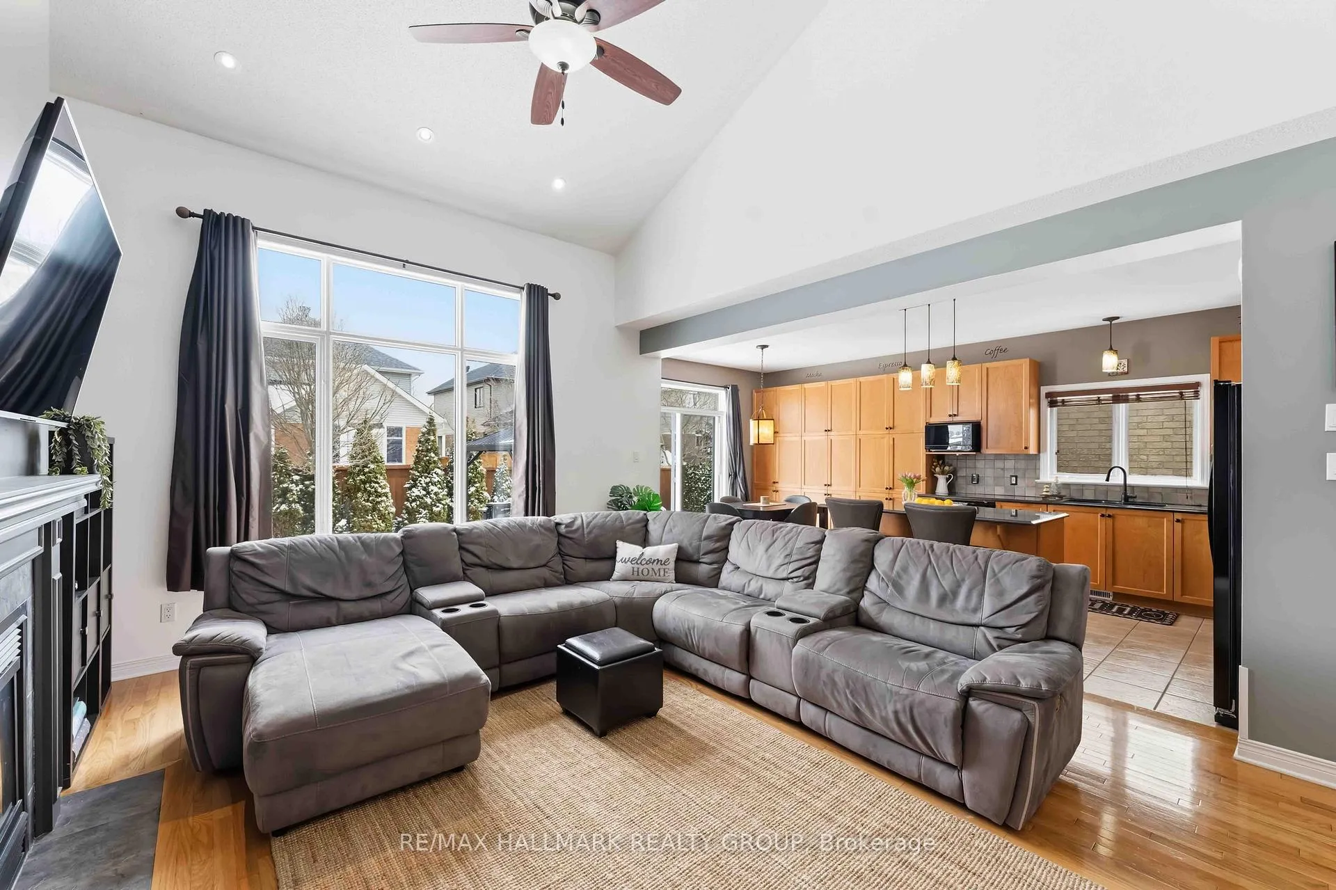 Photo 16 of 4569 Sugar Maple Drive, Ottawa, Riverside South/Gloucester Glen — HOMEH