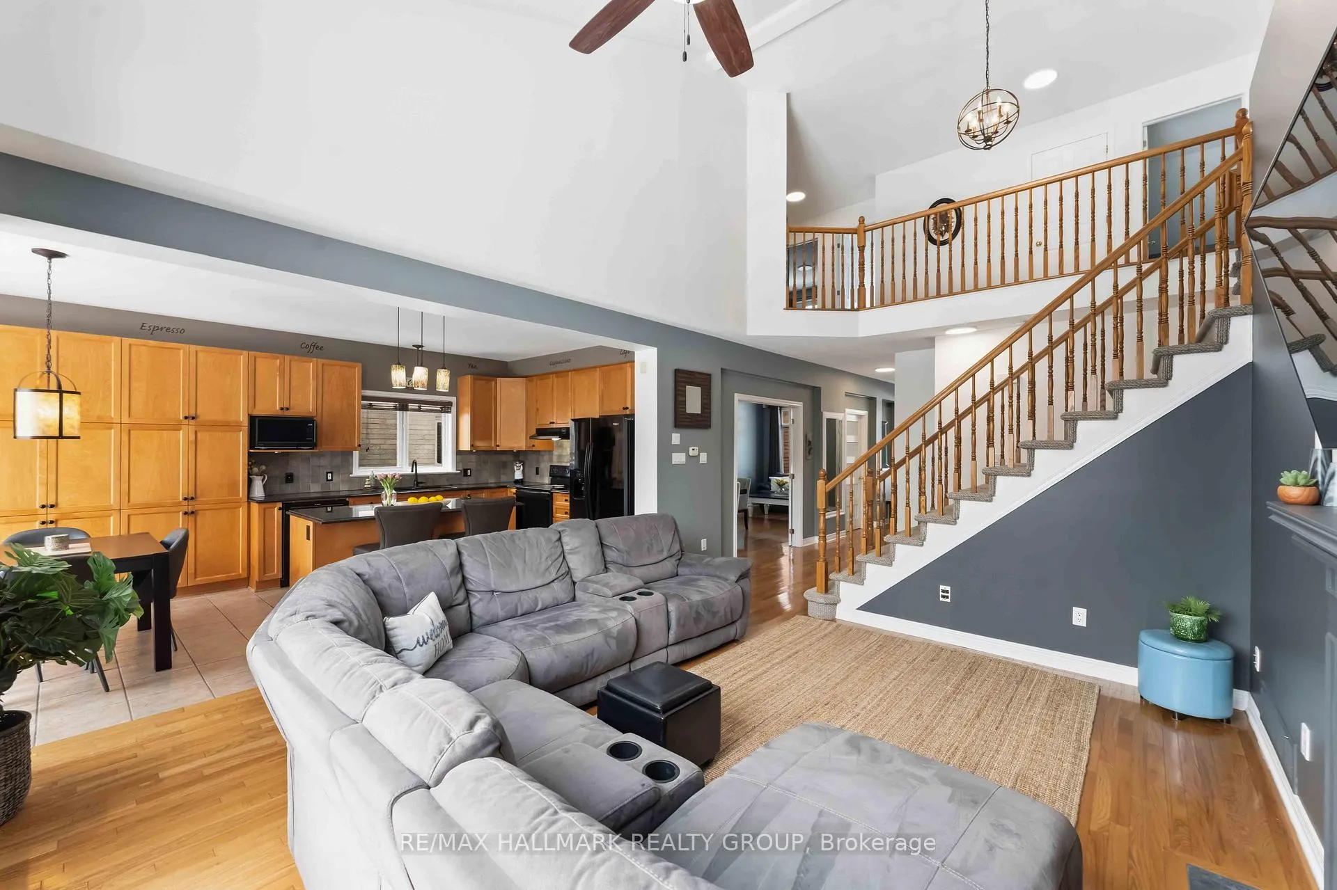 Photo 17 of 4569 Sugar Maple Drive, Ottawa, Riverside South/Gloucester Glen — HOMEH
