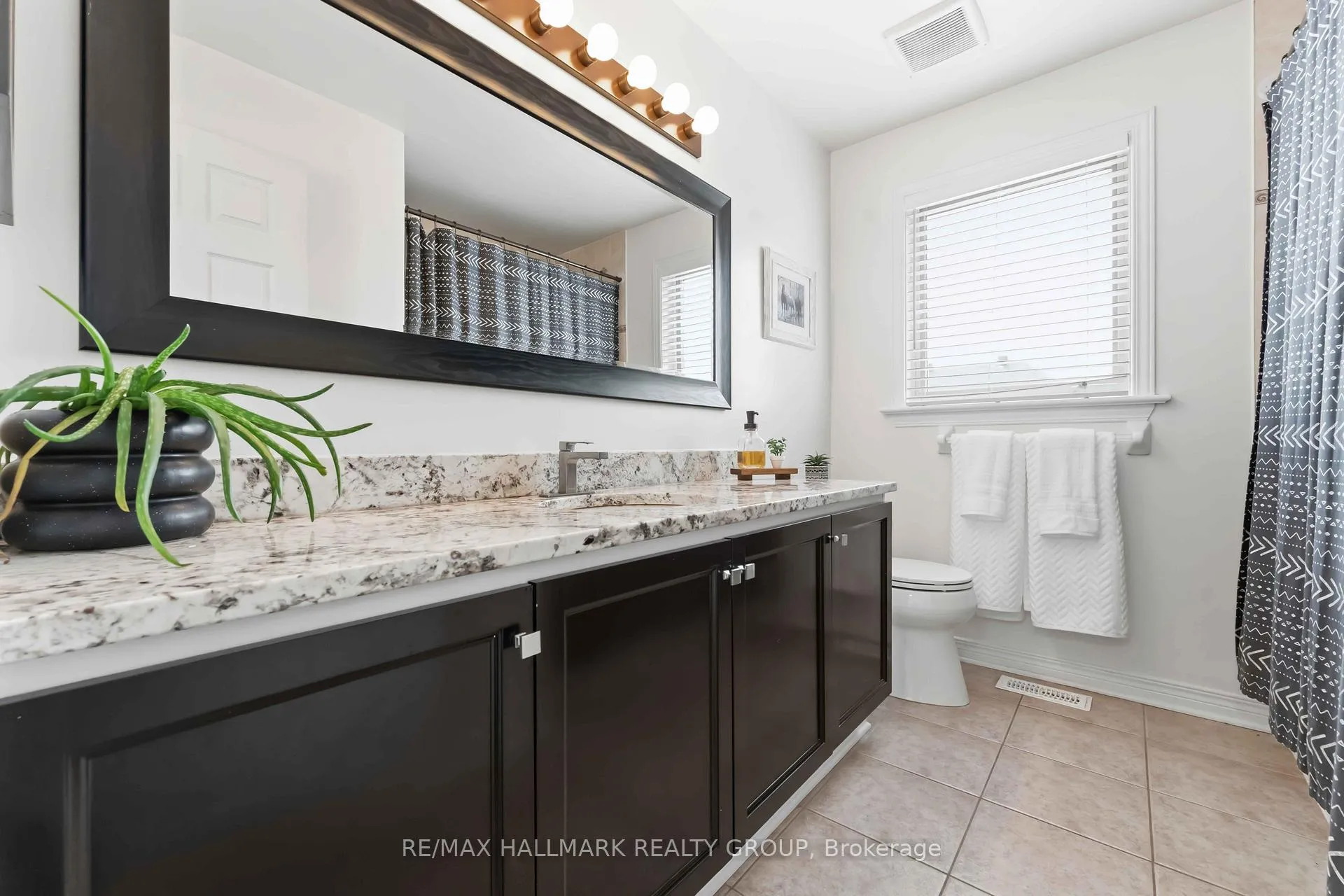 Photo 42 of 4569 Sugar Maple Drive, Ottawa, Riverside South/Gloucester Glen — HOMEH