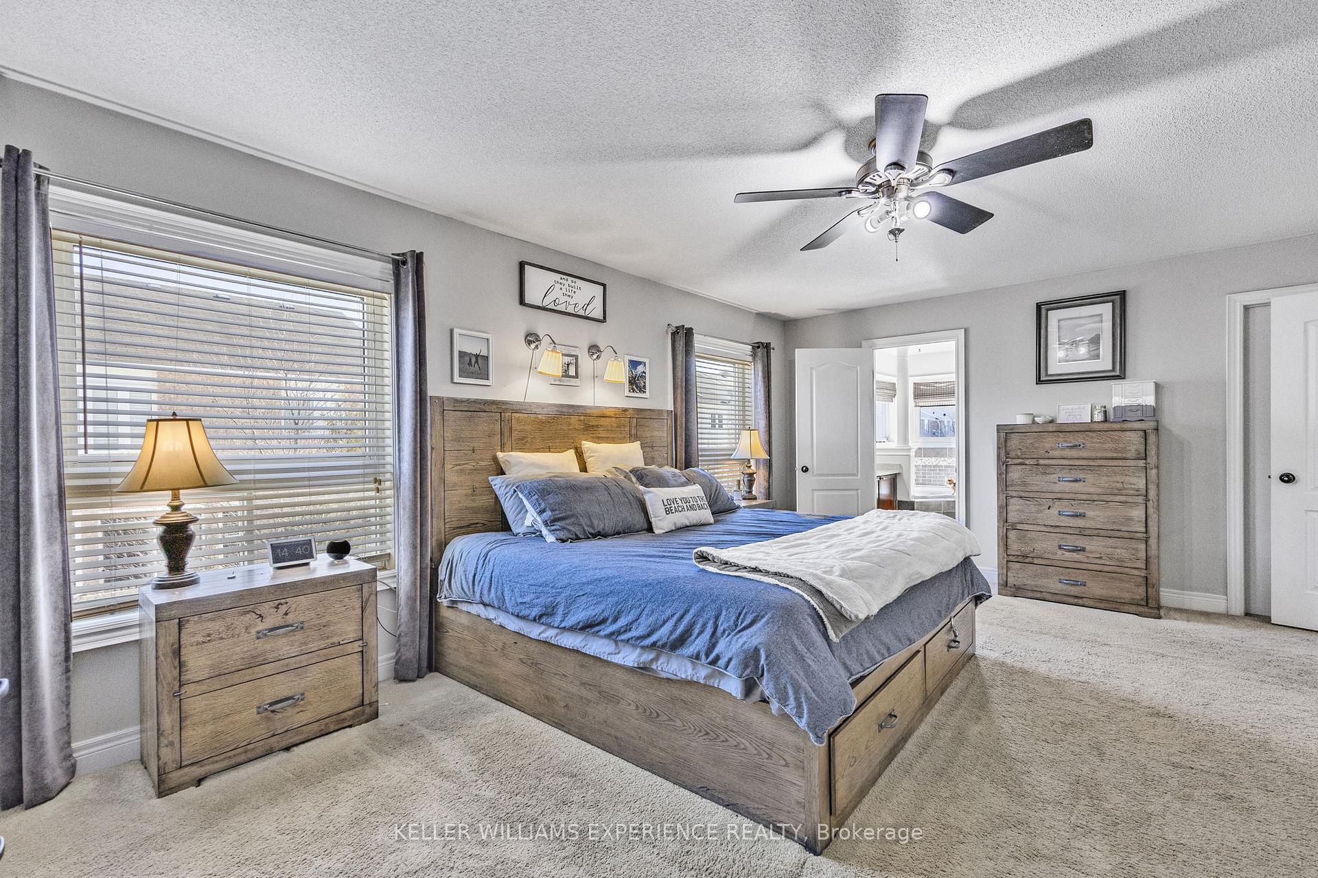 Photo 12 of 25 Regalia Way, Barrie, Innis-Shore — HOMEH