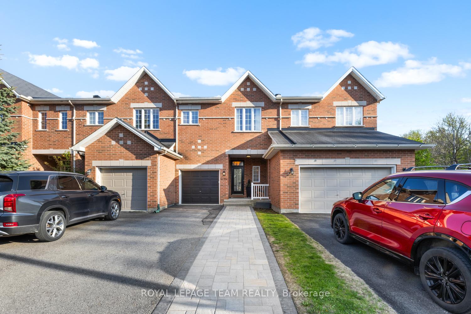 Photo 2 of 6084 North Bluff Drive, Ottawa, Riverside South/Gloucester Glen — HOMEH