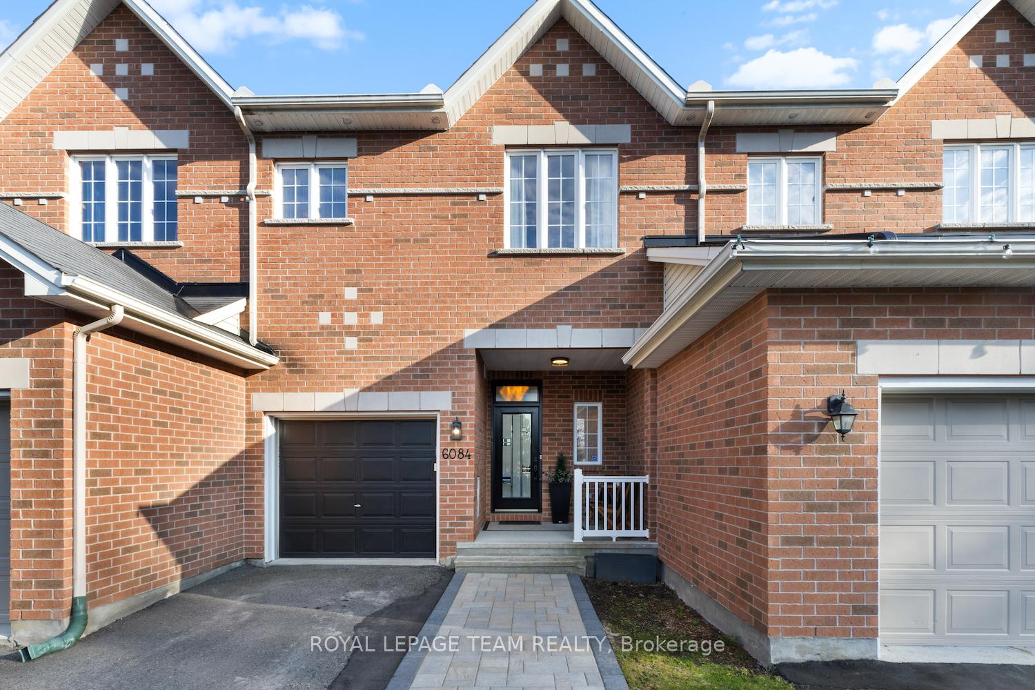 Photo 3 of 6084 North Bluff Drive, Ottawa, Riverside South/Gloucester Glen — HOMEH