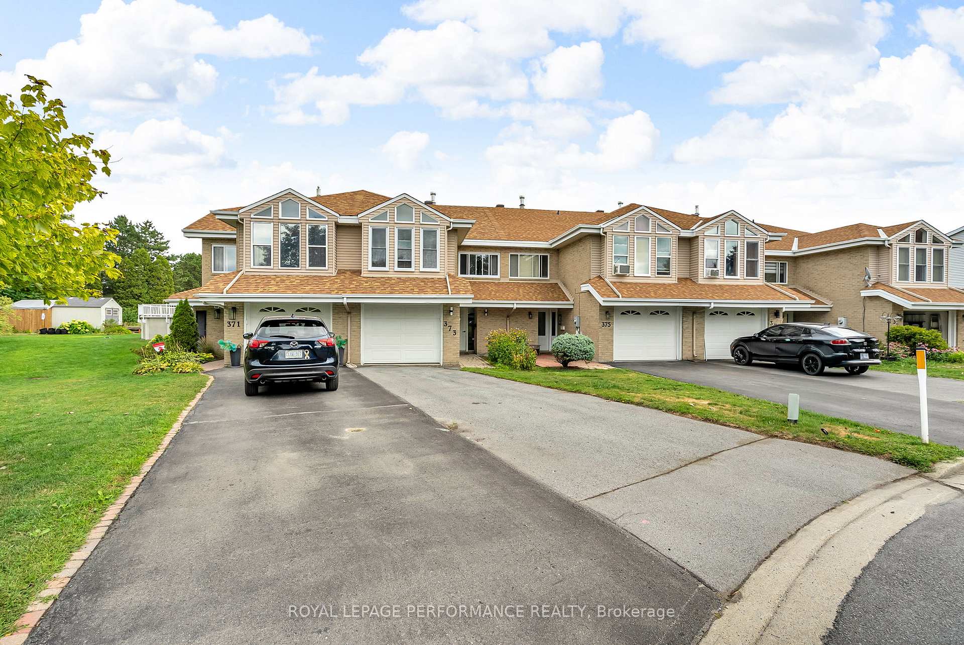 Photo 3 of 373 Ivan Crescent, Cornwall — HOMEH