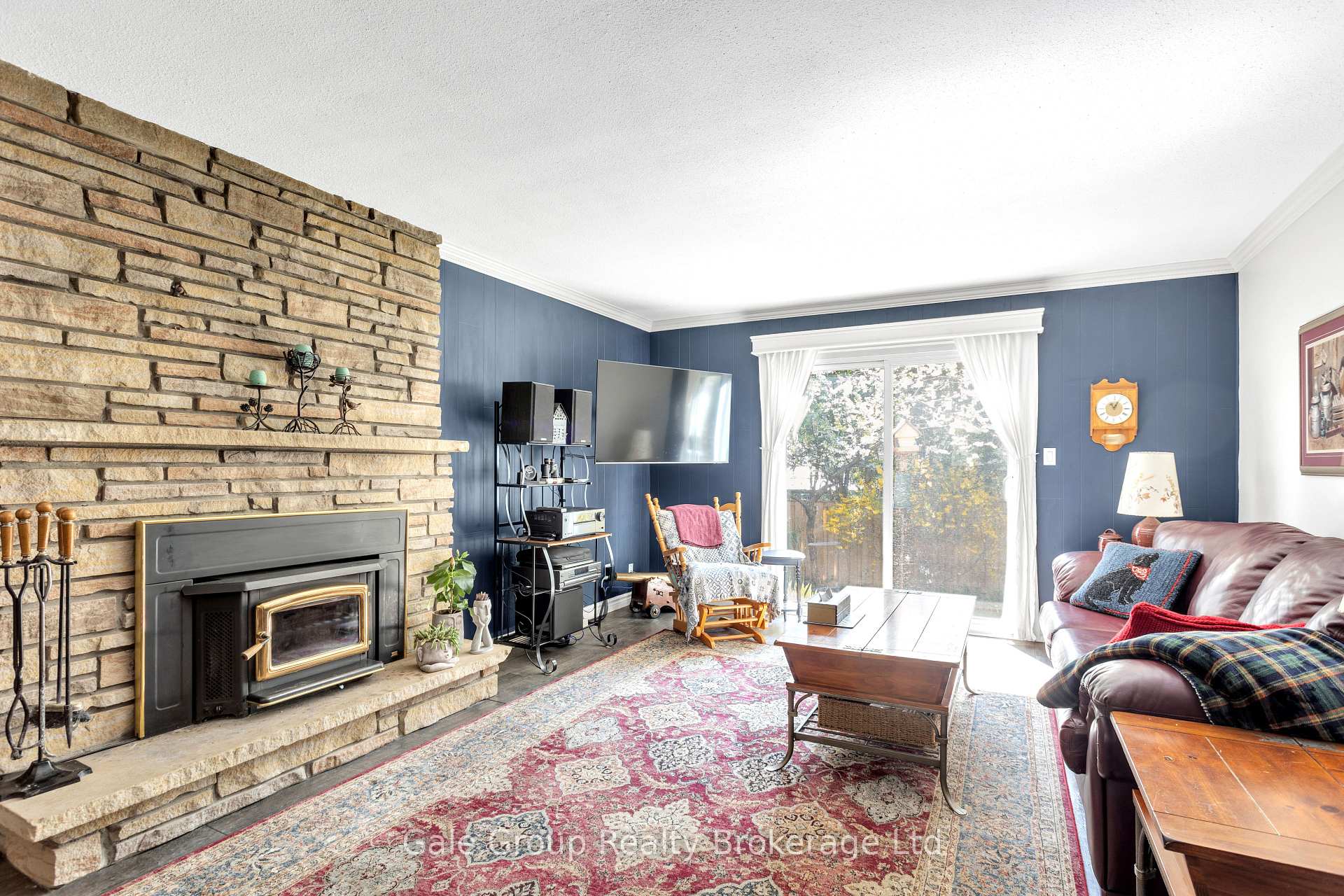 Photo 9 of 16 Edgar Drive, Brant, Brantford Twp — HOMEH