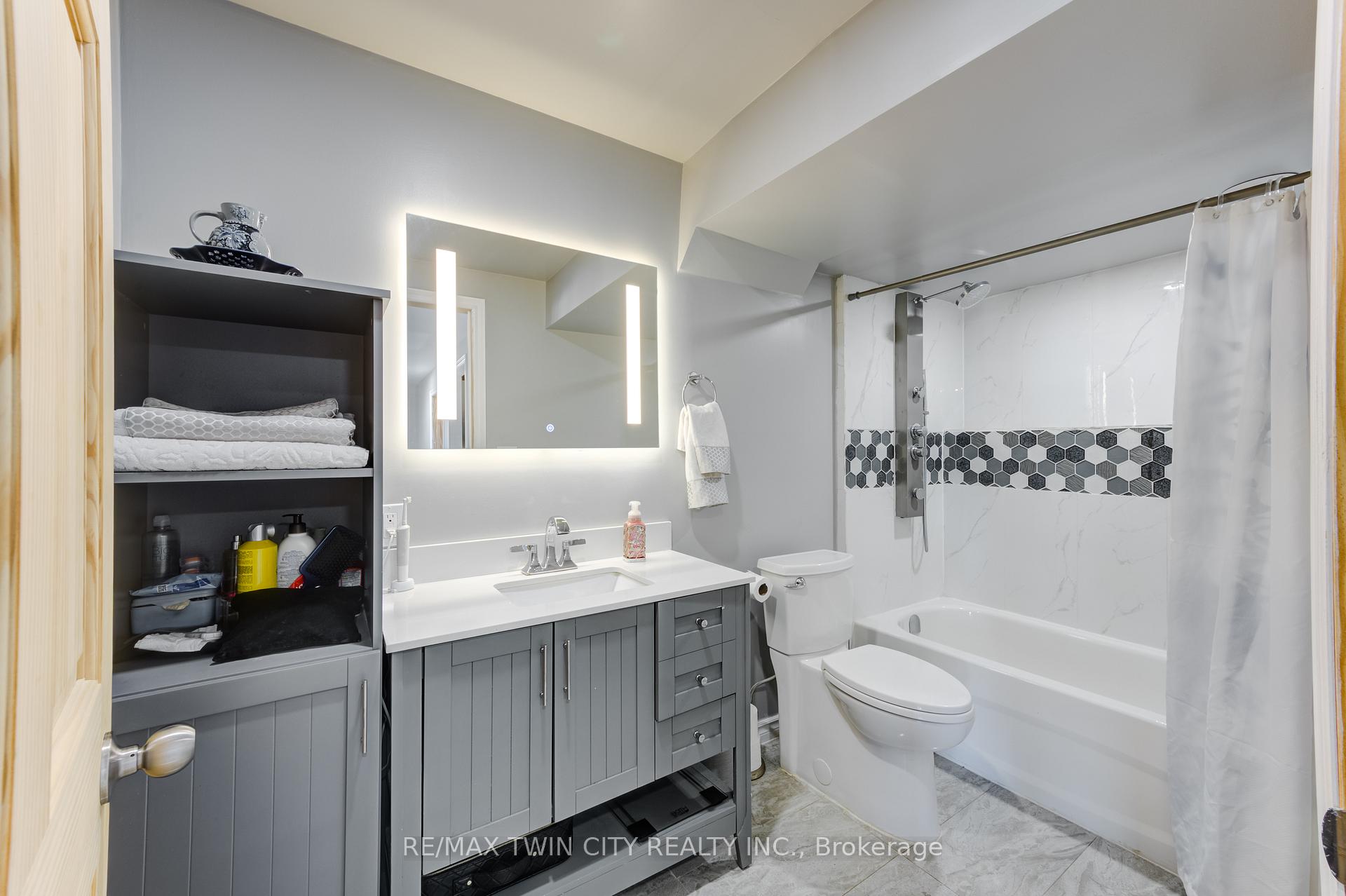 Photo 31 of 9617 Currie Road, Dutton/Dunwich, Wallacetown — HOMEH