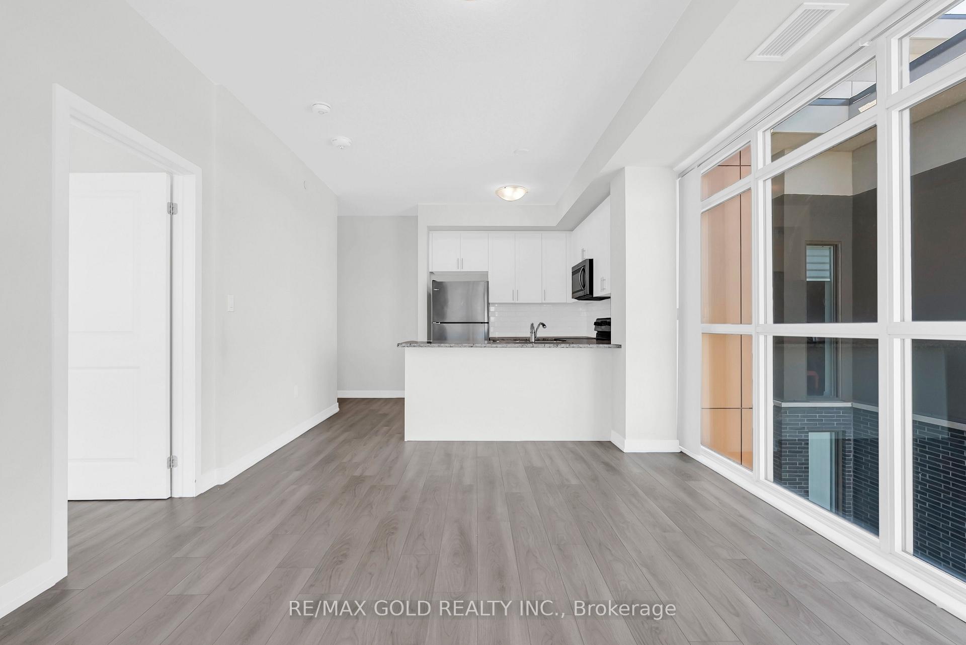 Photo 71 of Unit 402, 460 Dundas Street E, Hamilton, Waterdown — HOMEH