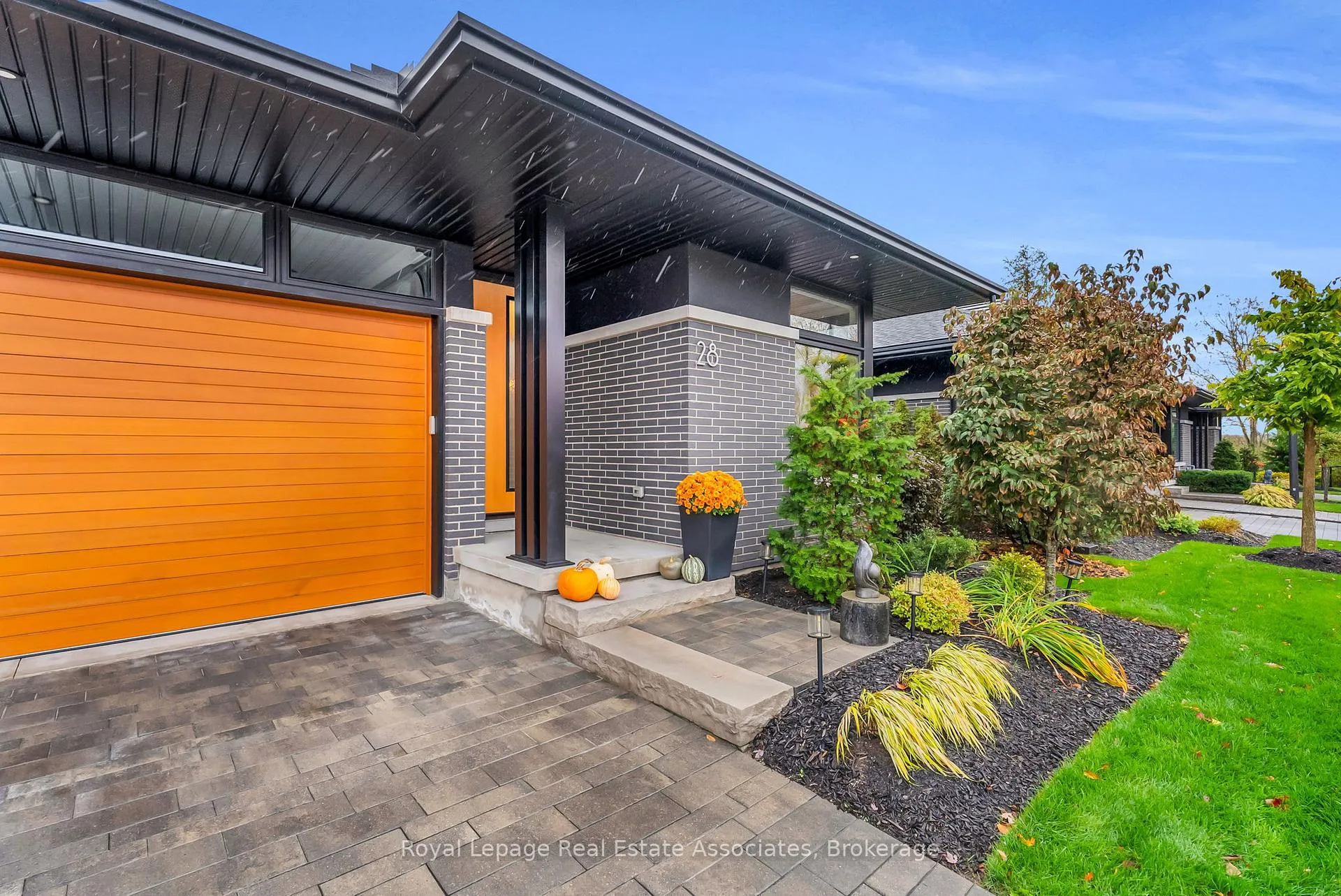 Photo 2 of Unit 8, 28 Juniper Trail, Welland, Prince Charles — HOMEH