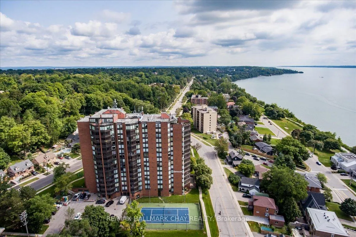 Photo 2 of Unit 204, 181 Collier Street, Barrie, North Shore — HOMEH