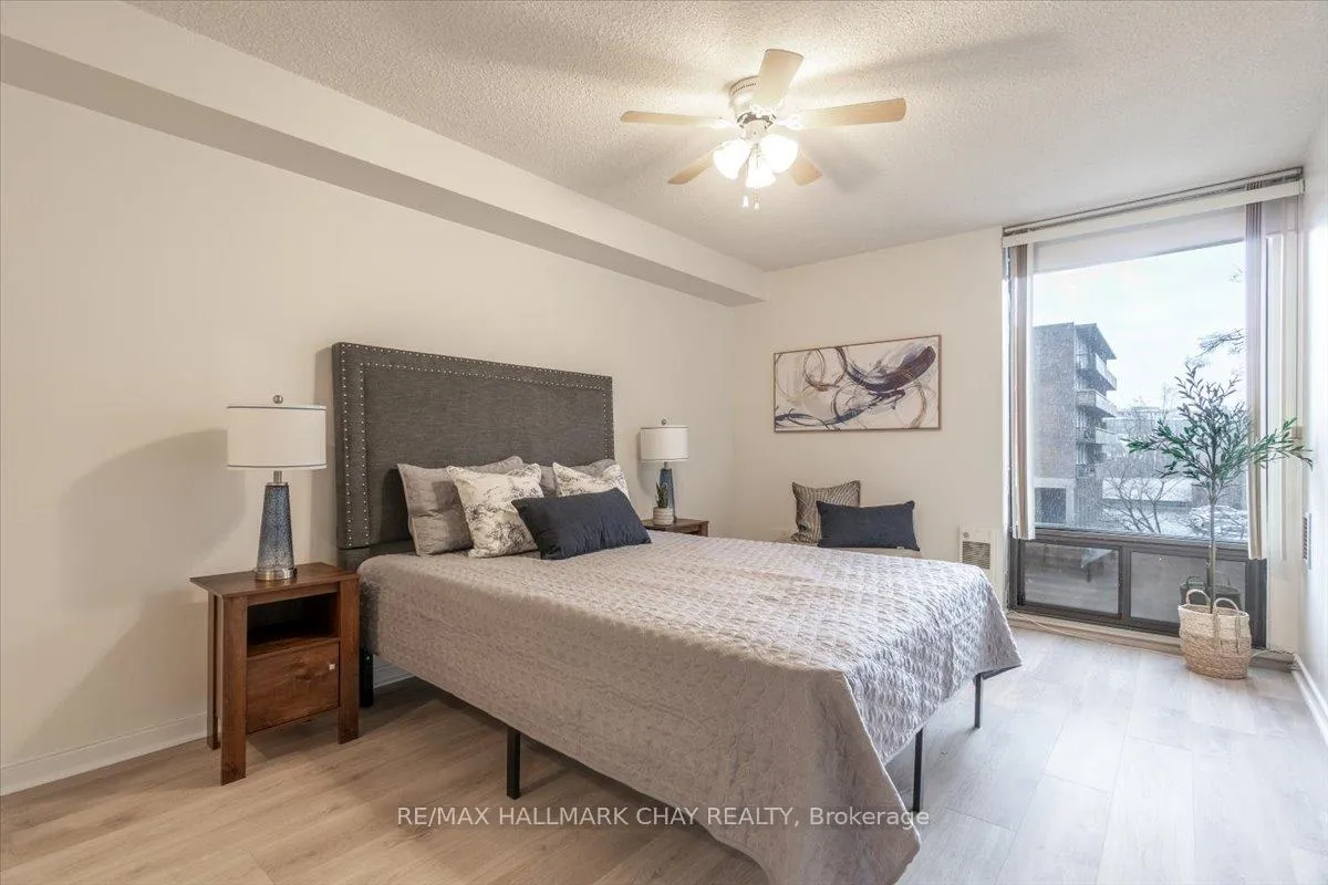 Photo 23 of Unit 204, 181 Collier Street, Barrie, North Shore — HOMEH