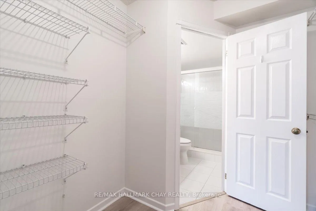 Photo 25 of Unit 204, 181 Collier Street, Barrie, North Shore — HOMEH