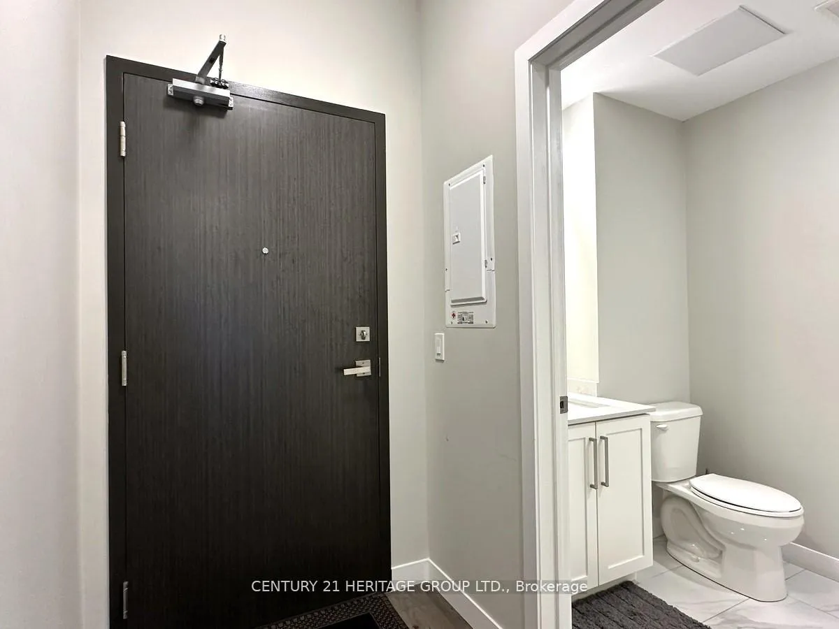 Photo 4 of Unit 2103, 15 Queen Street S, Hamilton, Central — HOMEH