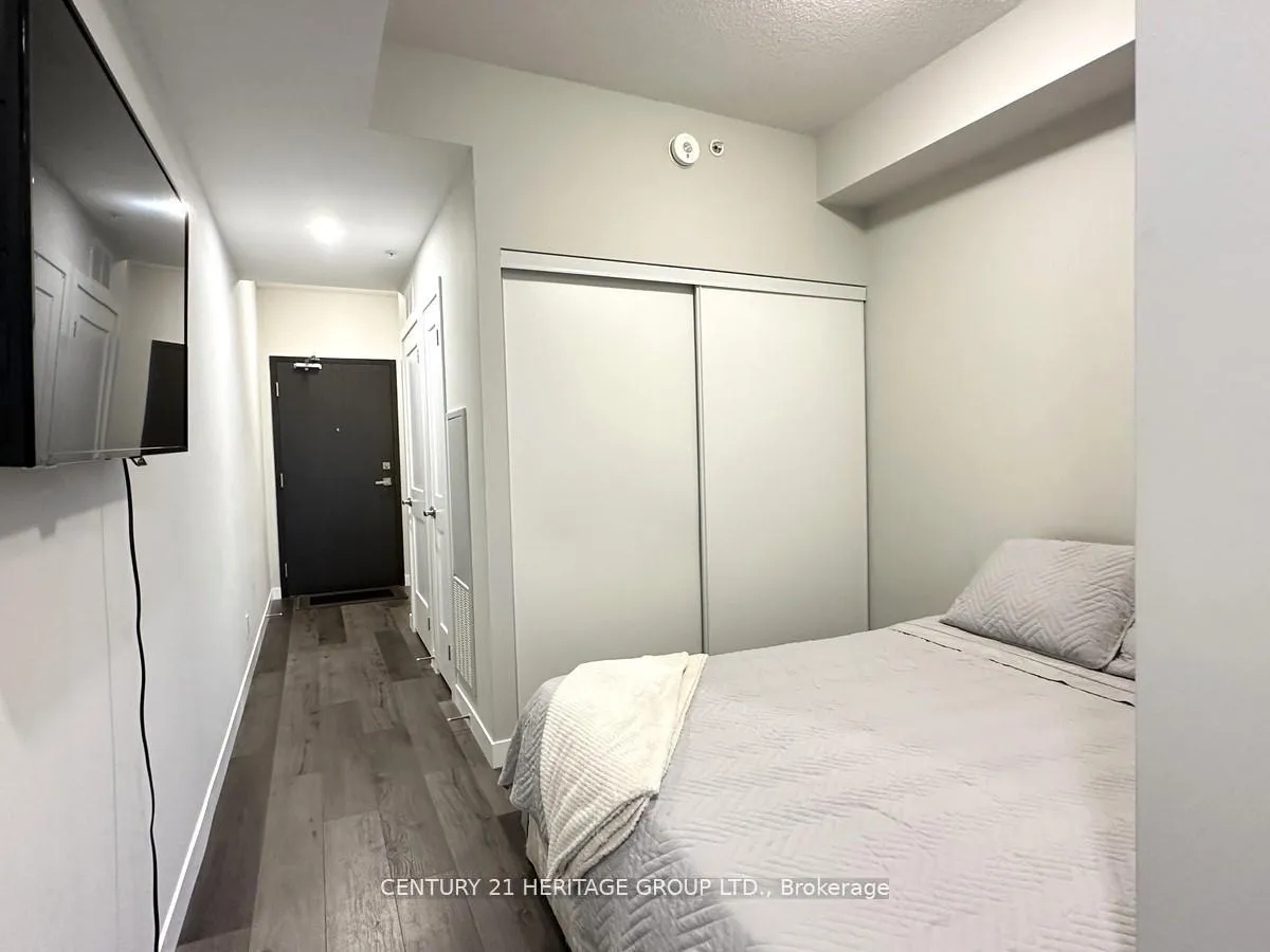 Photo 8 of Unit 2103, 15 Queen Street S, Hamilton, Central — HOMEH