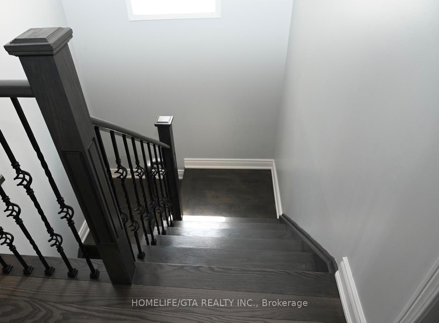 Photo 6 of 82 Treasure Drive, Brampton, Fletcher's Meadow — HOMEH