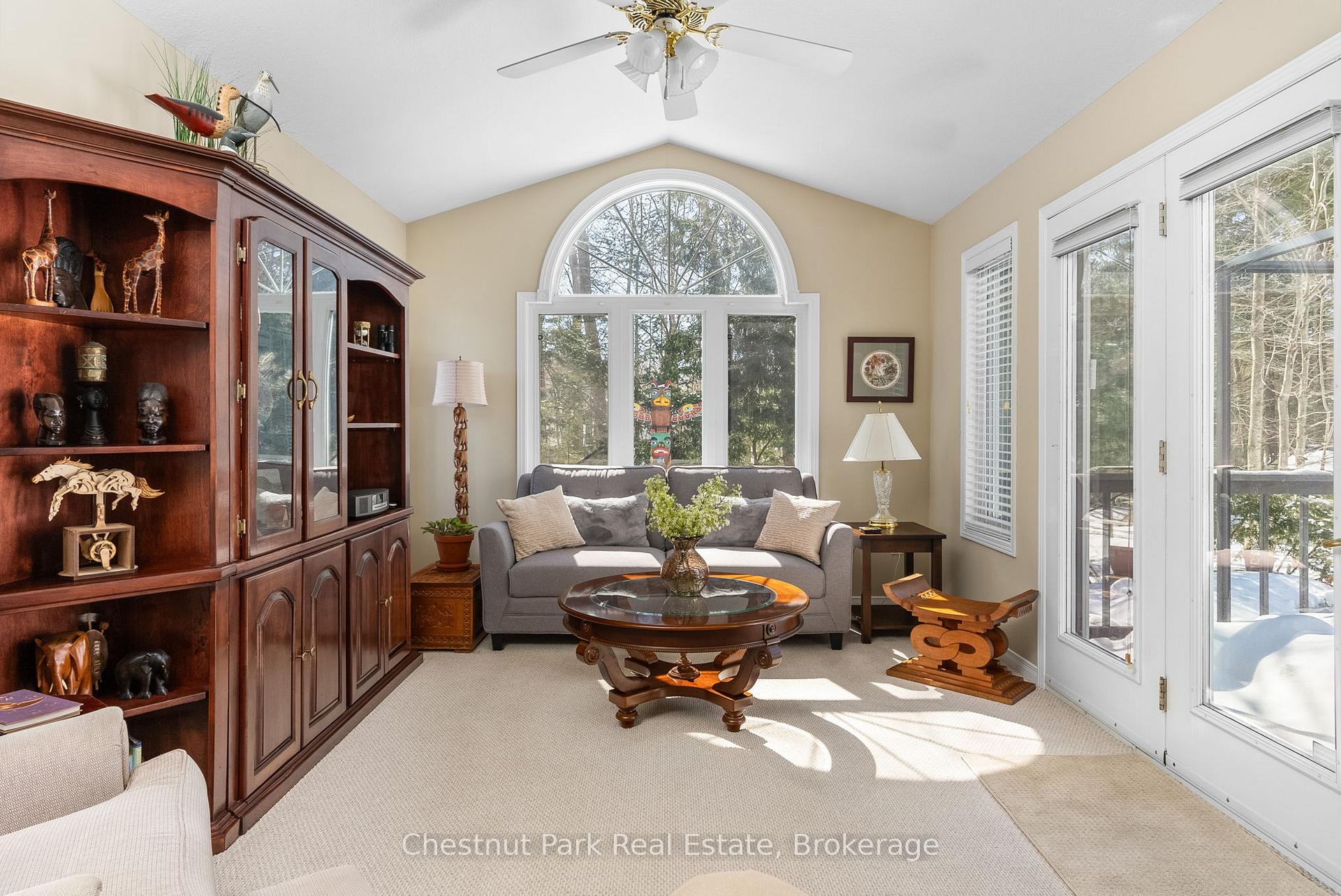 Photo 3 of 44 Springwood Crescent, Gravenhurst, Muskoka (S) — HOMEH