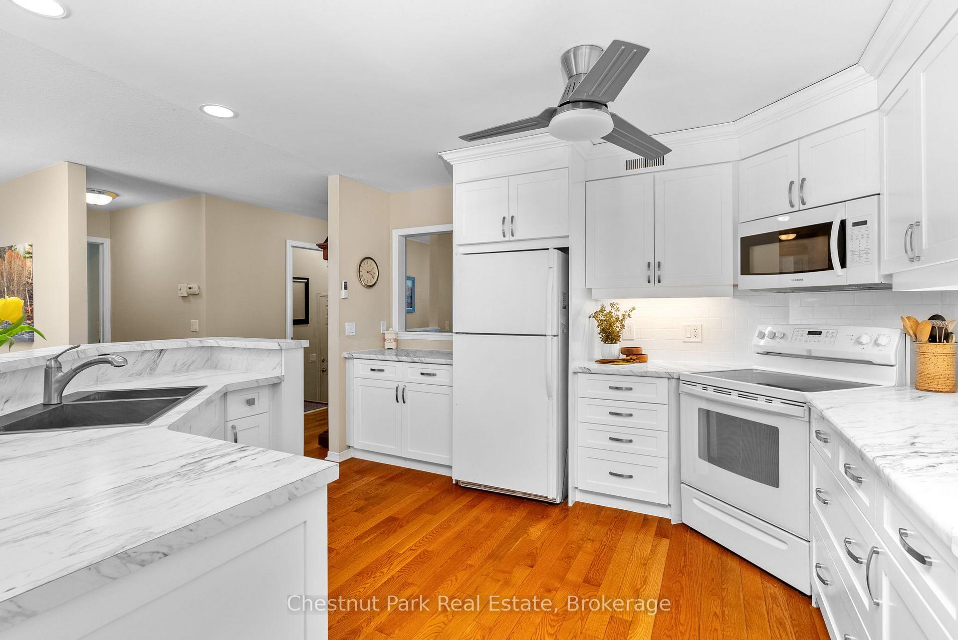 Photo 8 of 44 Springwood Crescent, Gravenhurst, Muskoka (S) — HOMEH