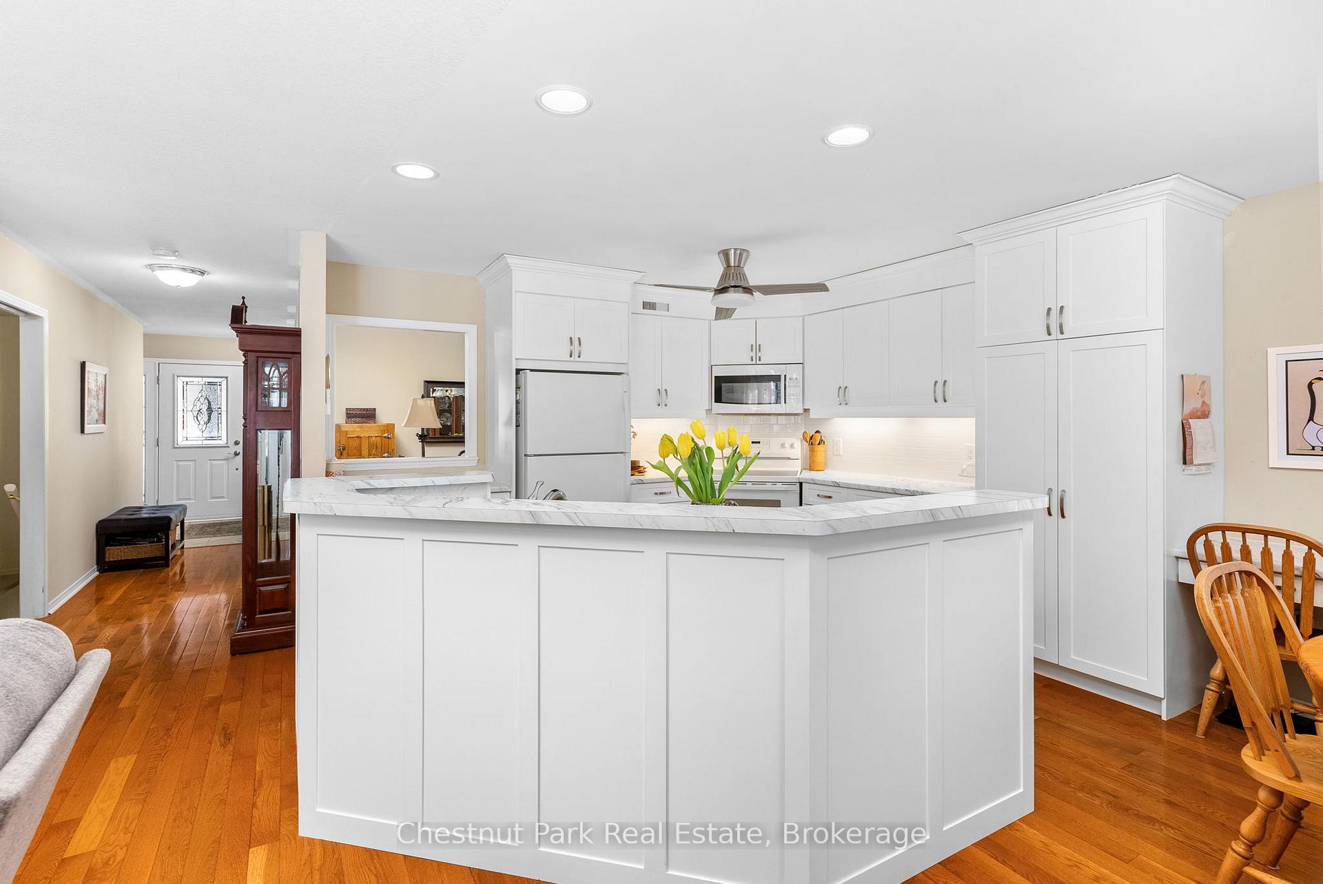 Photo 11 of 44 Springwood Crescent, Gravenhurst, Muskoka (S) — HOMEH