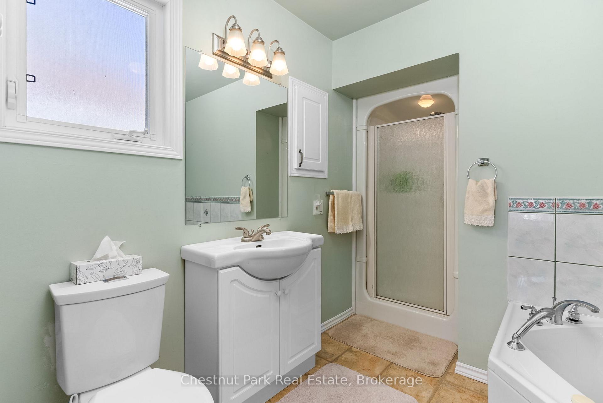 Photo 18 of 44 Springwood Crescent, Gravenhurst, Muskoka (S) — HOMEH