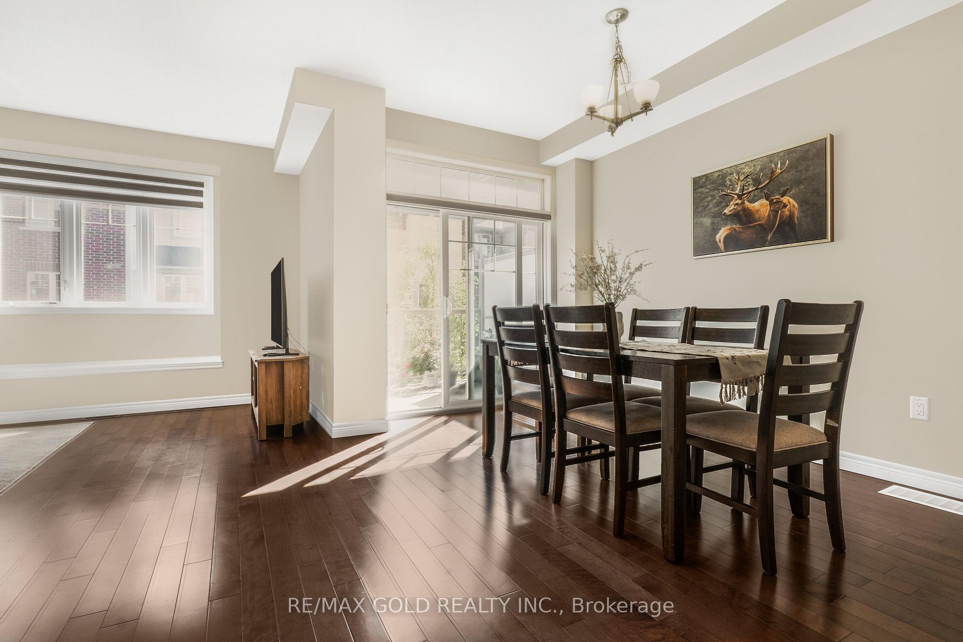 Photo 5 of Unit 45, 310 Fall Fair Way, Hamilton, Binbrook — HOMEH