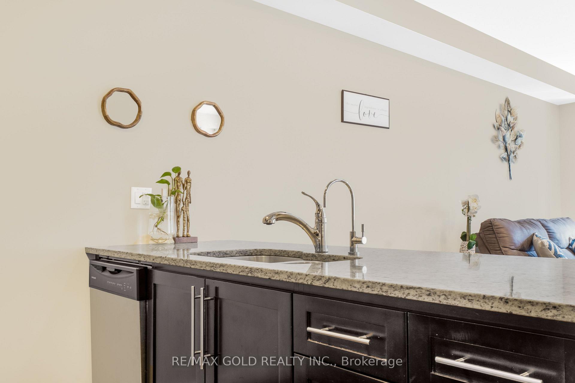 Photo 15 of Unit 45, 310 Fall Fair Way, Hamilton, Binbrook — HOMEH