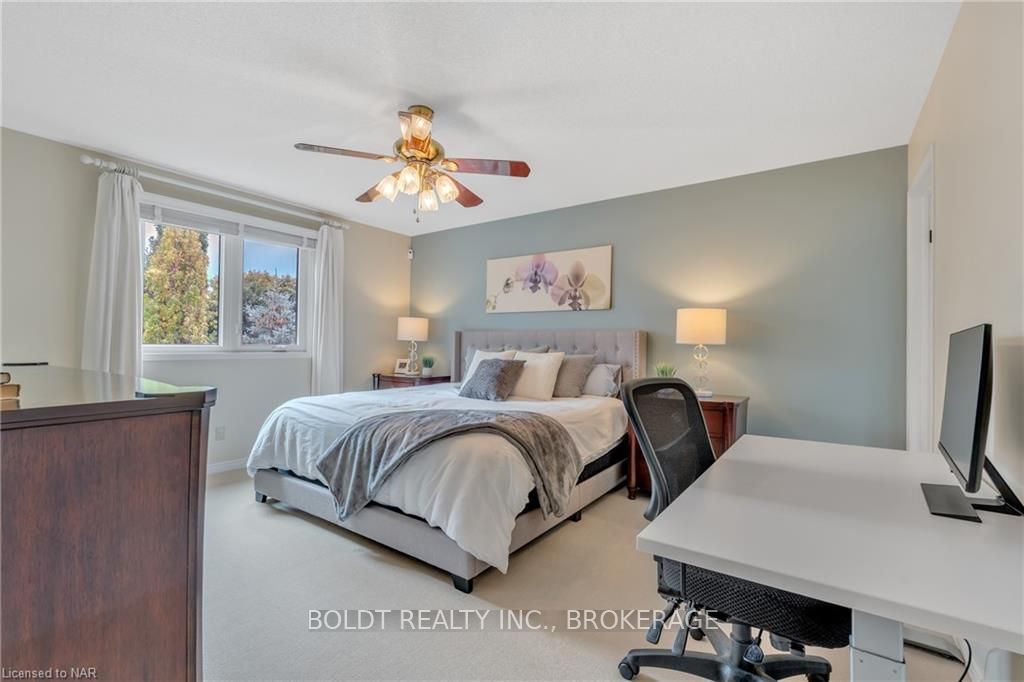 Photo 20 of 6 Inglis Circle, St. Catharines, Grapeview — HOMEH