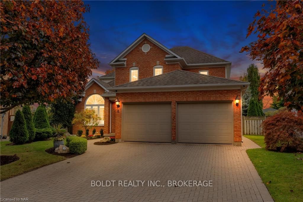 Photo 1 of 6 Inglis Circle, St. Catharines, Grapeview — HOMEH