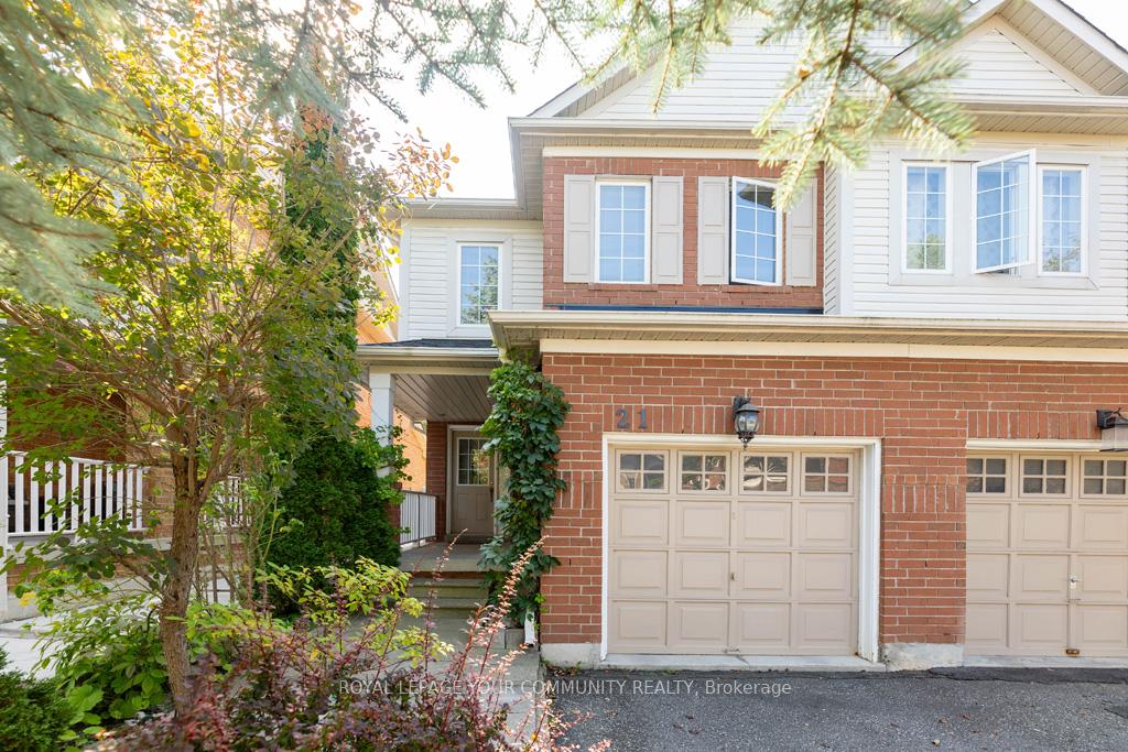 Photo 3 of 21 Baywell Crescent, Aurora, Bayview Wellington — HOMEH