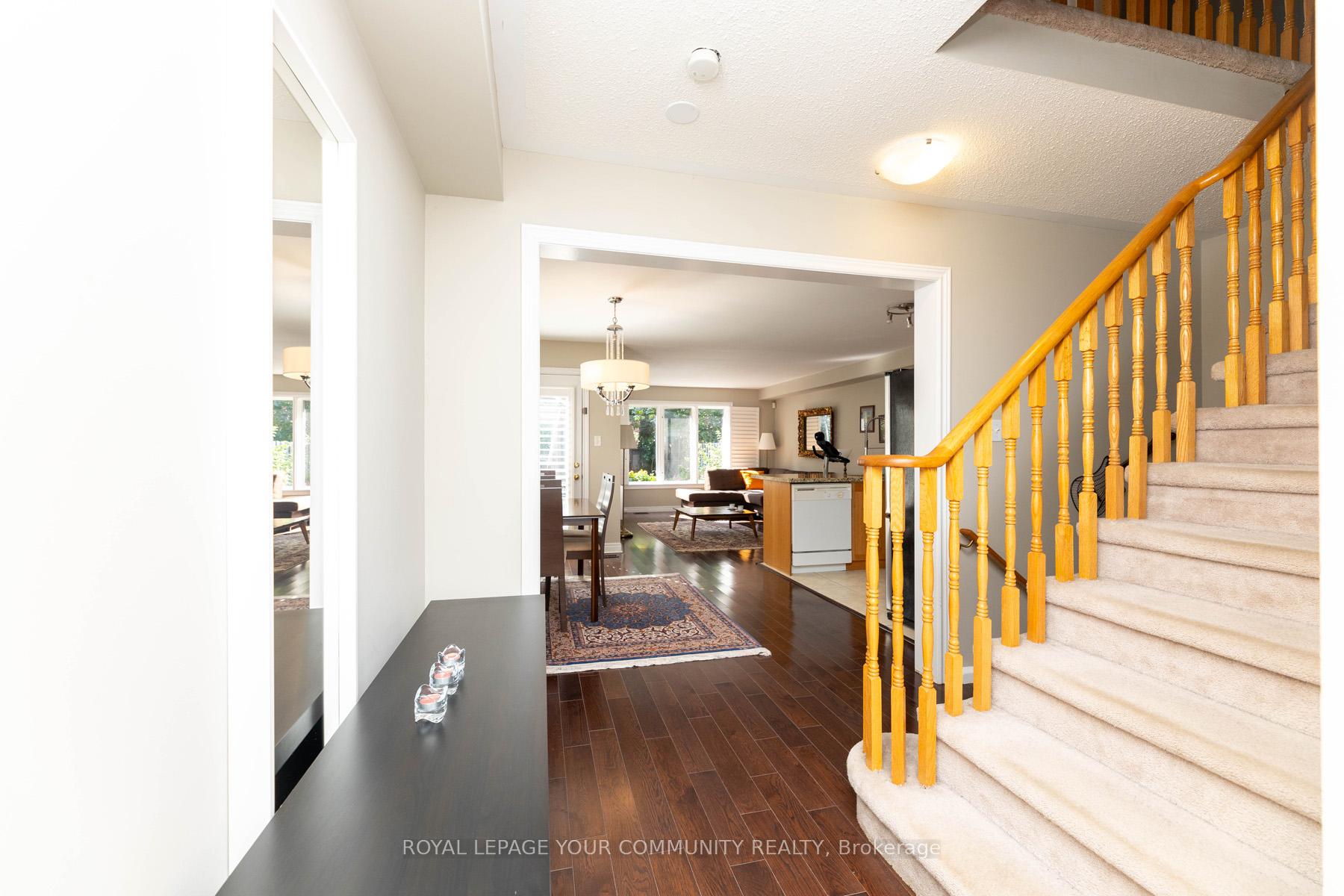 Photo 6 of 21 Baywell Crescent, Aurora, Bayview Wellington — HOMEH