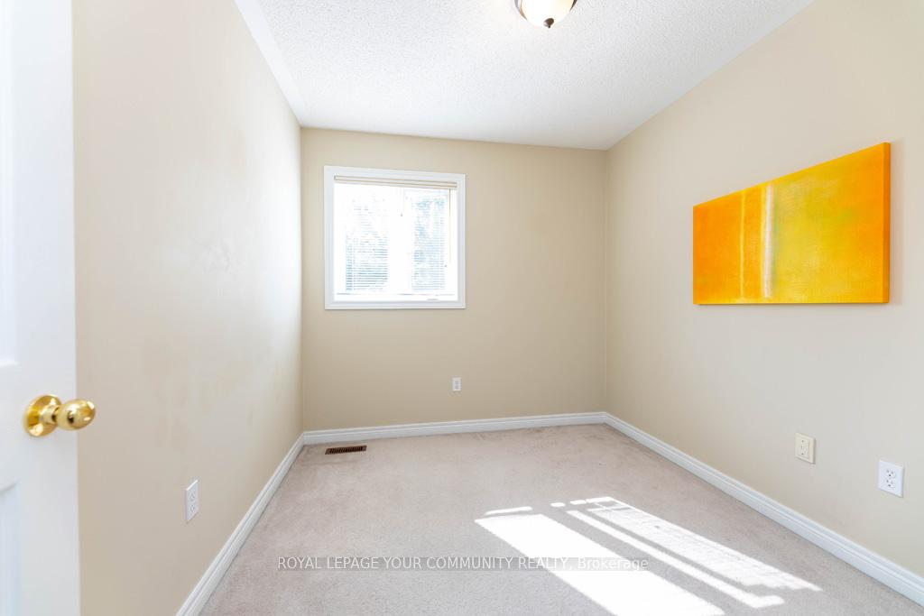 Photo 20 of 21 Baywell Crescent, Aurora, Bayview Wellington — HOMEH