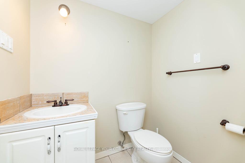 Photo 30 of 21 Baywell Crescent, Aurora, Bayview Wellington — HOMEH